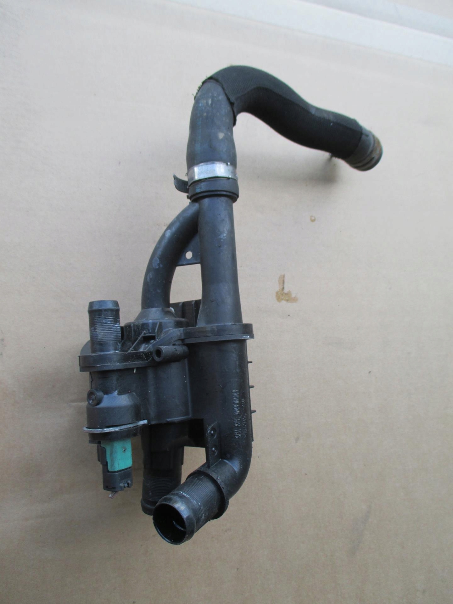 CITROEN C4 PICASSO 1.6 HDI 06-13 OBUDOWA TERMOSTAT