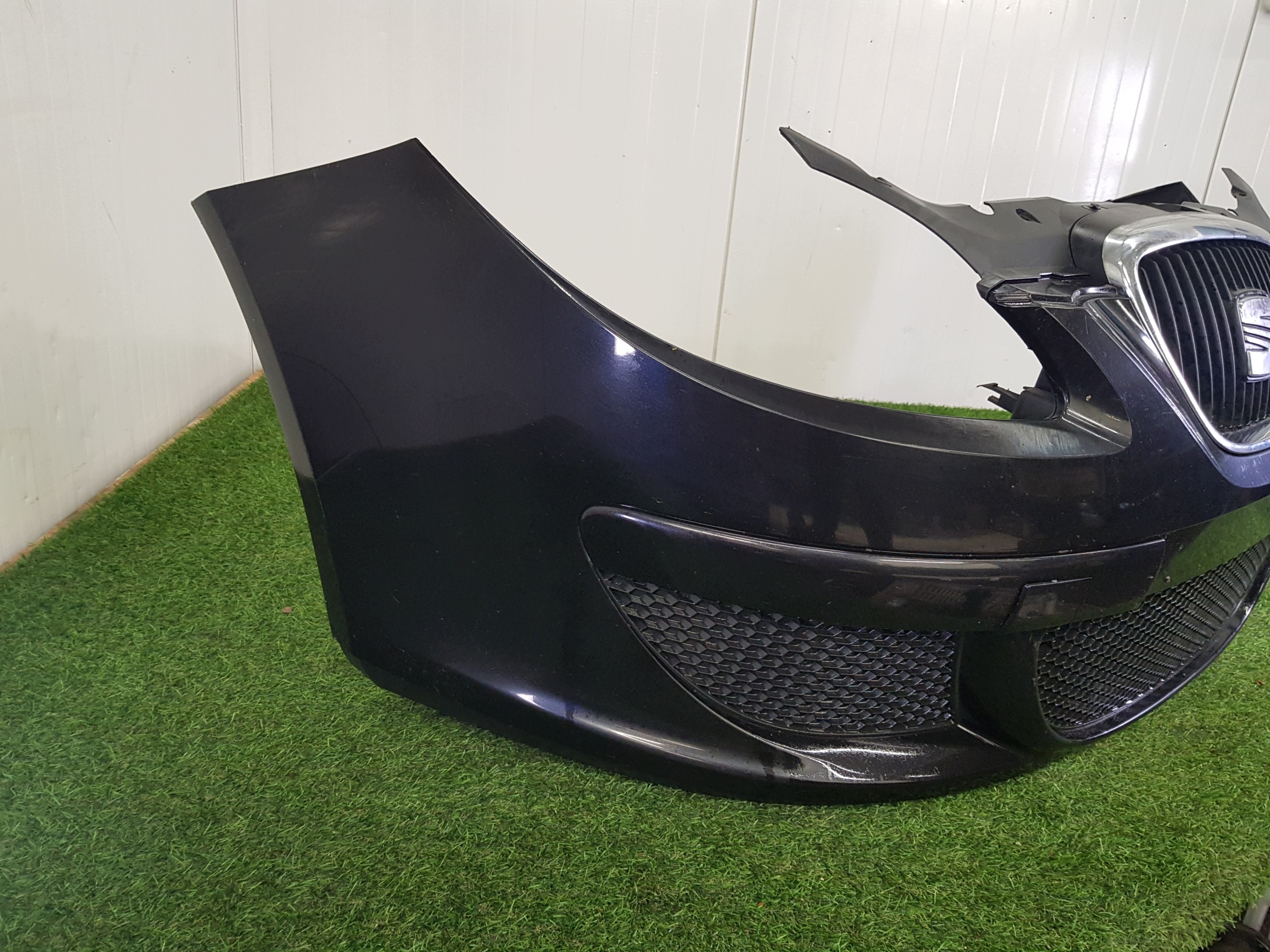 nárazník předek přední SEAT ALTEA