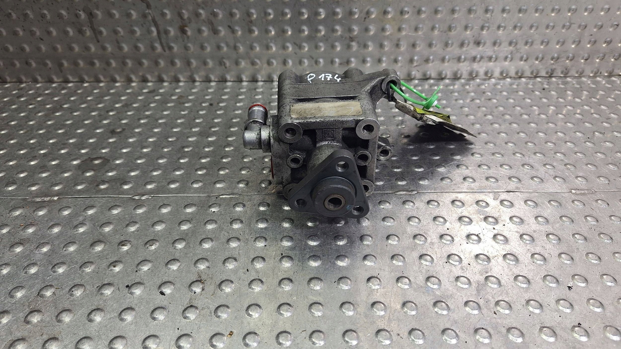 servo pump 6750111B 7613955116 BMW E46 1.6 B