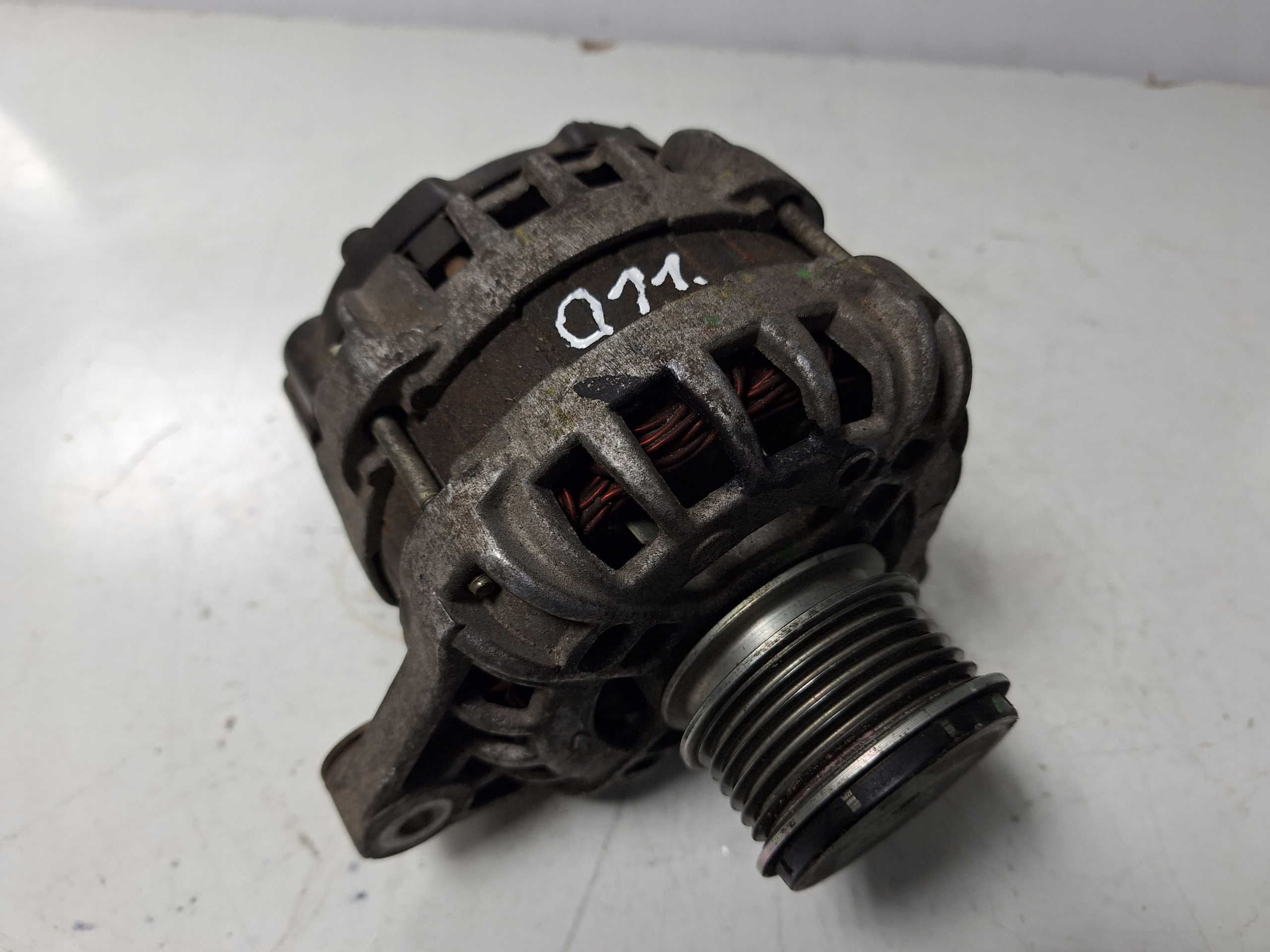 Alternator F000BL0610 Chevrolet Mahindra