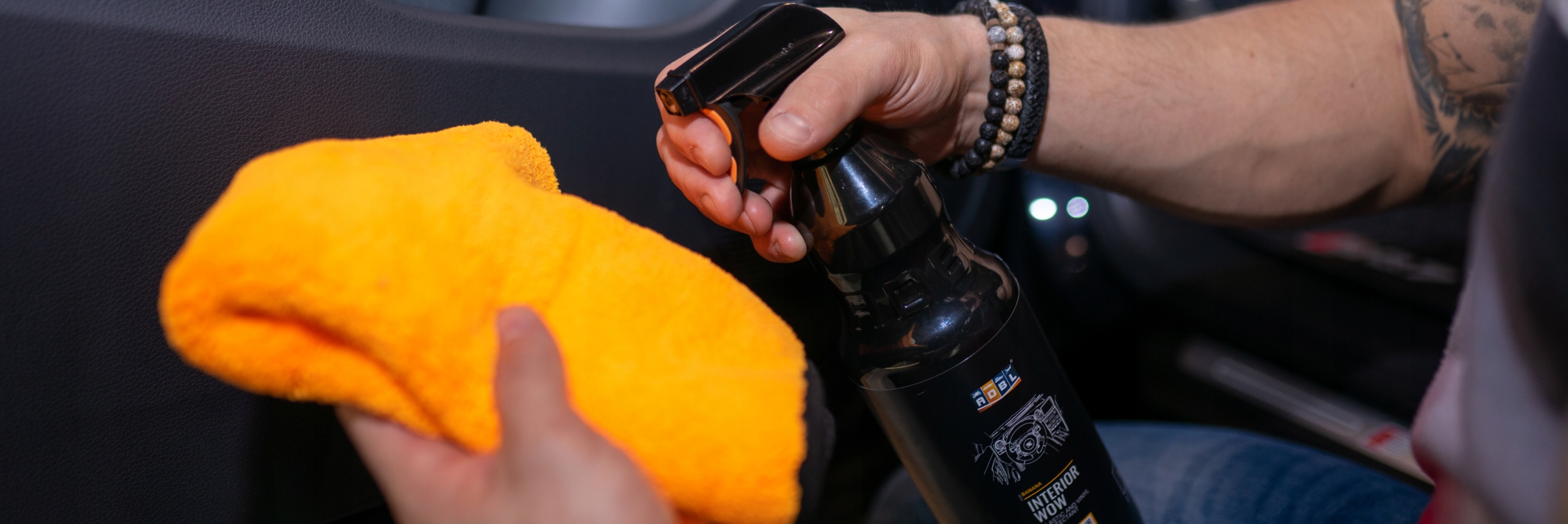 ADBL Interior WOW Limited Dressing Kokpit Plastiki W Aucie Przyciemnia 0,5L Producent ADBL