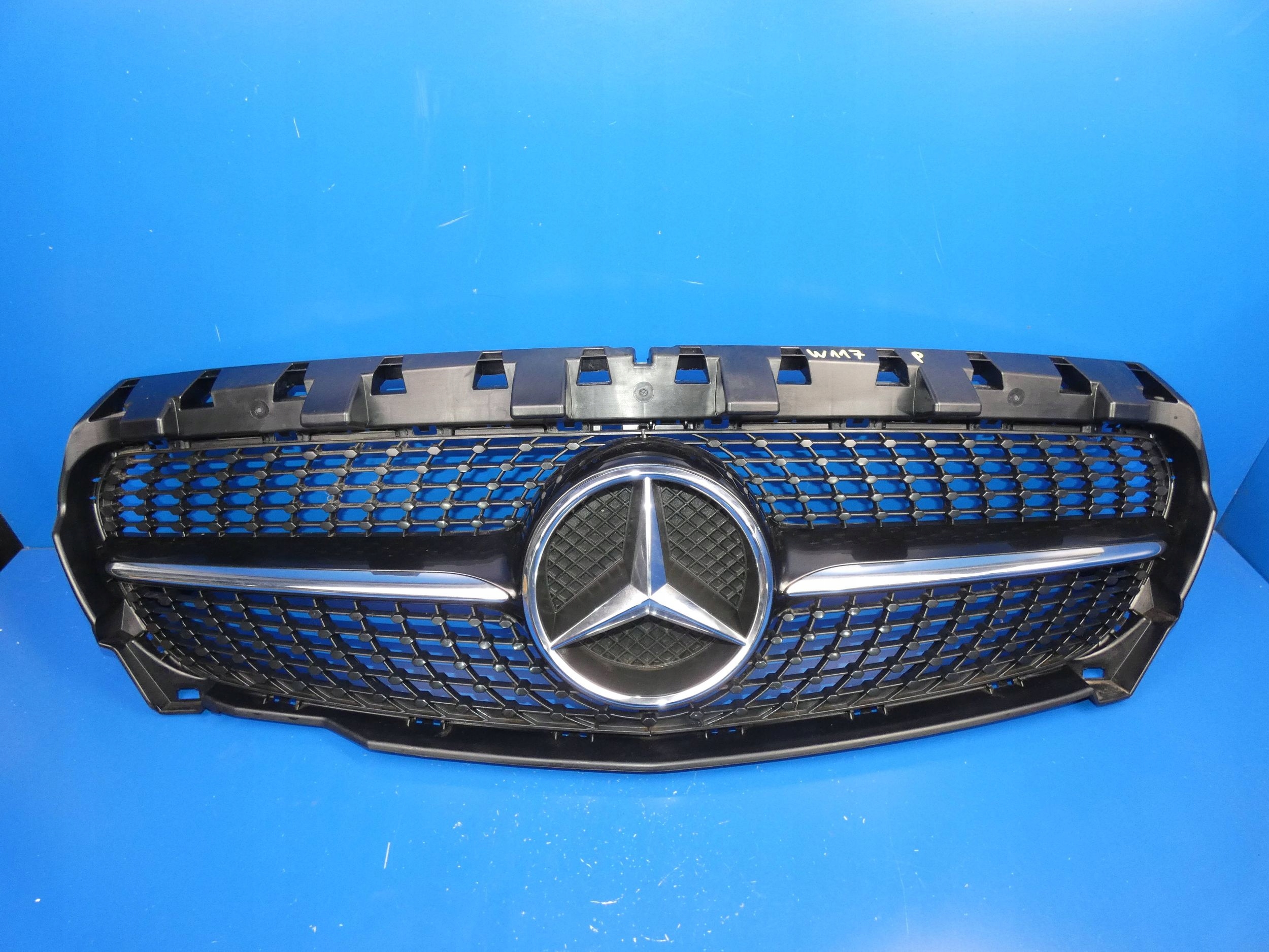 Mercedes-Benz CLA C118 Kühlergrill FRONTGRILL Kühlergitter - Thumbnail 1