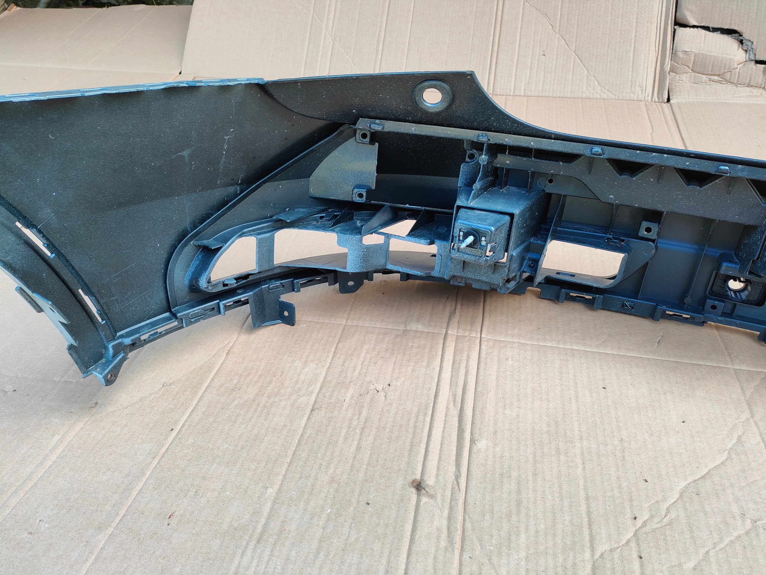 AUDI Q3 LIFT 8U bumper rear part 8U0807385C original