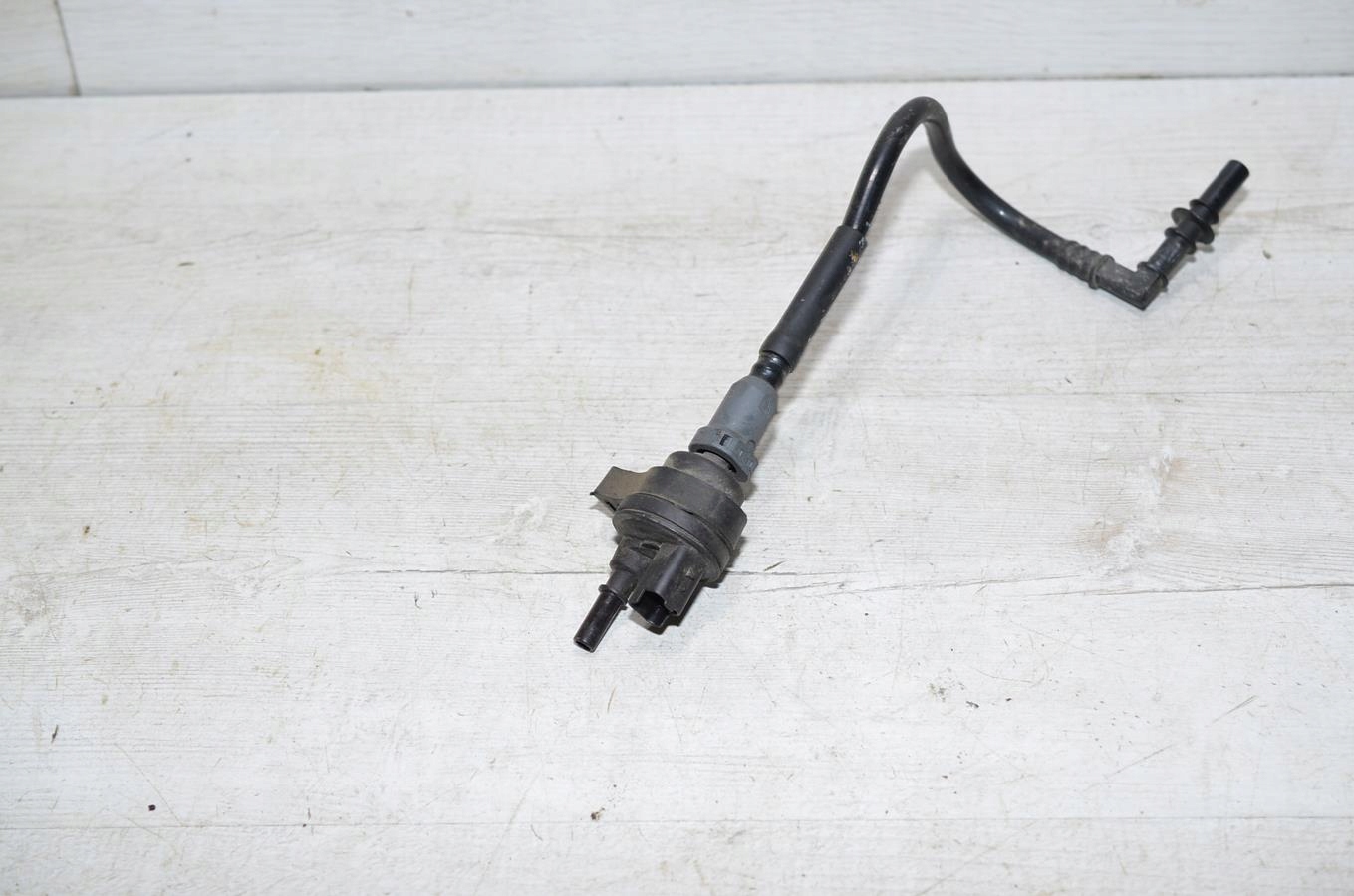 fuel line Sensor 1.2 VTI PEUGEOT 208 und