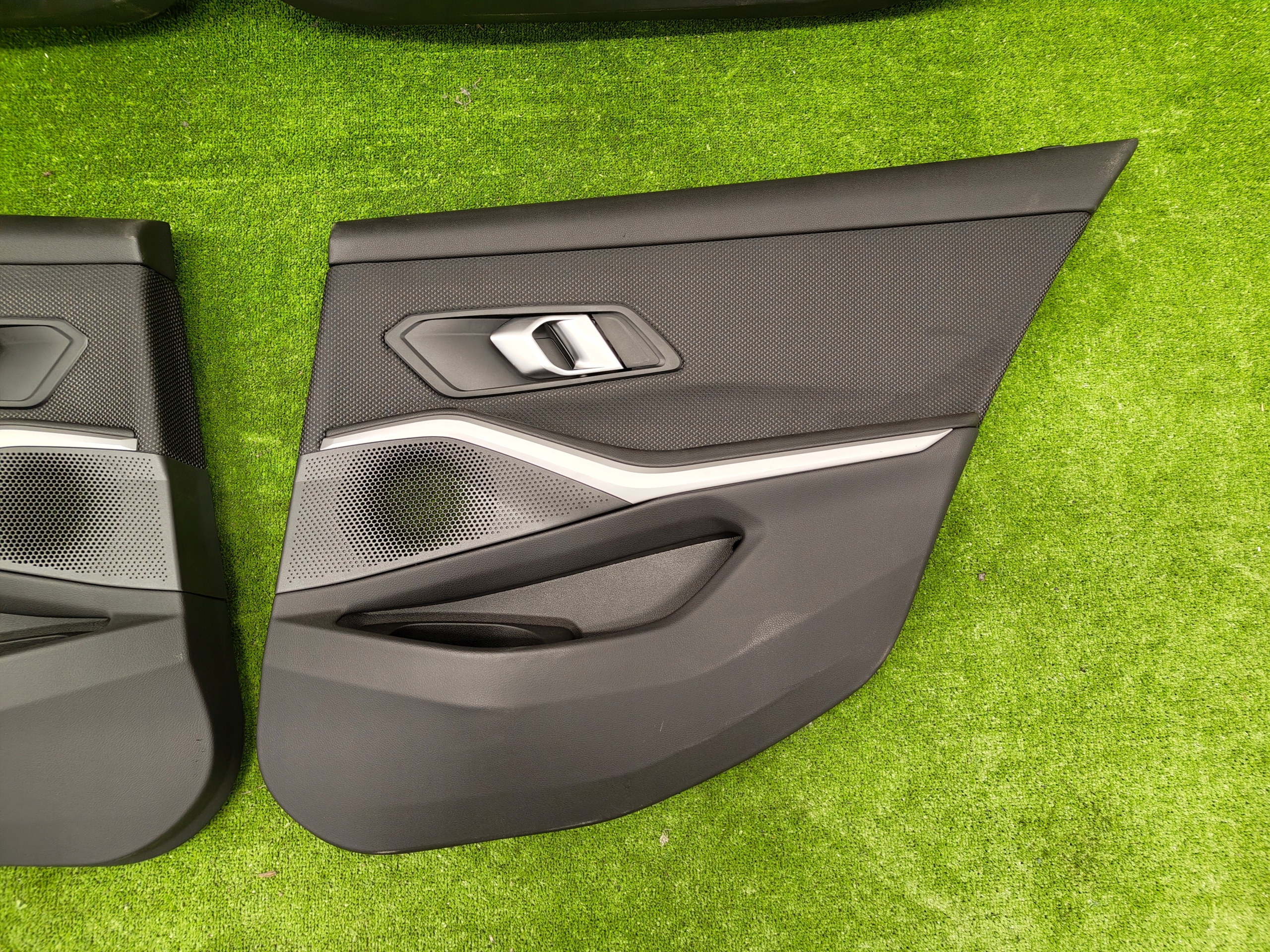 BMW 3 G20 side side upholstery door KOMPLET