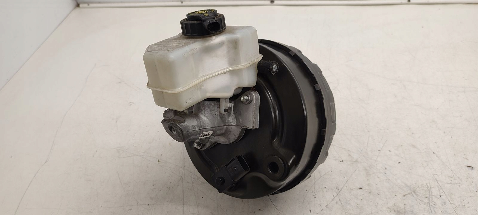 servo brake booster BMW E90 E91 2,0D LIFT