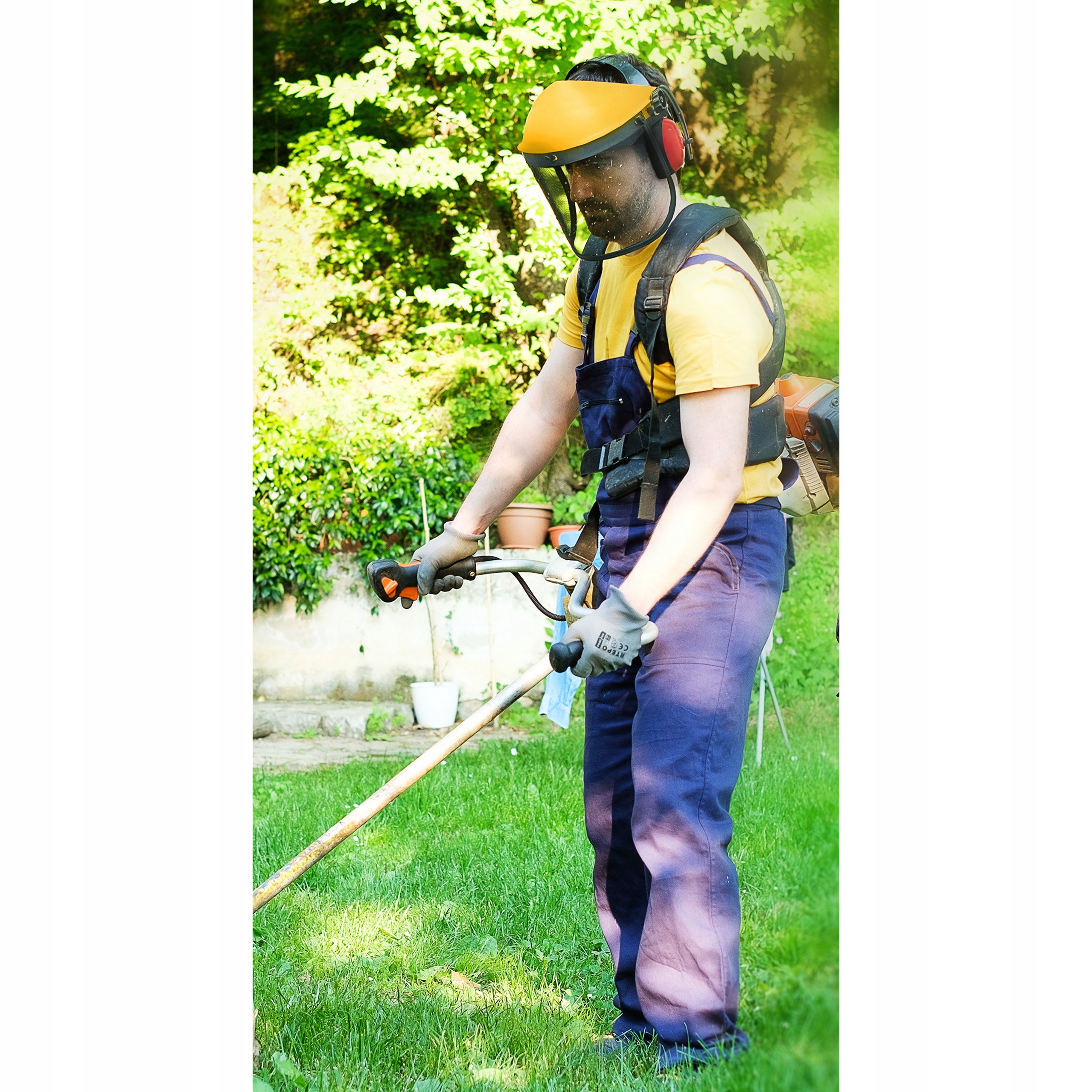 PRZYŁBICA SIATKOWA OCHRONNA OSŁONA TWARZY Z NAUSZNIKAMI komplet kosiarki EAN (GTIN) 5902973611694