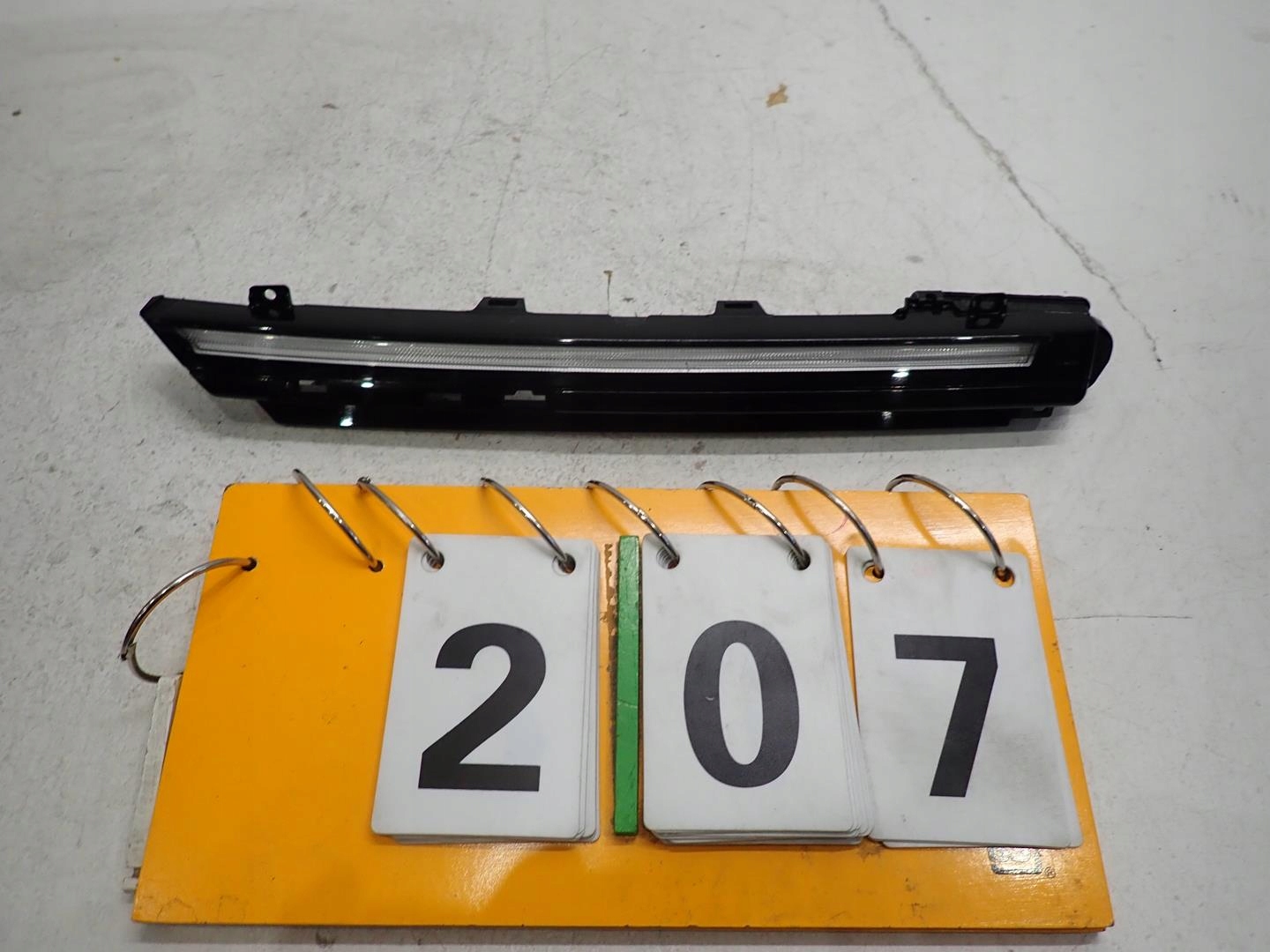 NEBELSCHEINWERFER RECHTS LED DRL VW GOLF VIII 2020- 5H0941654G