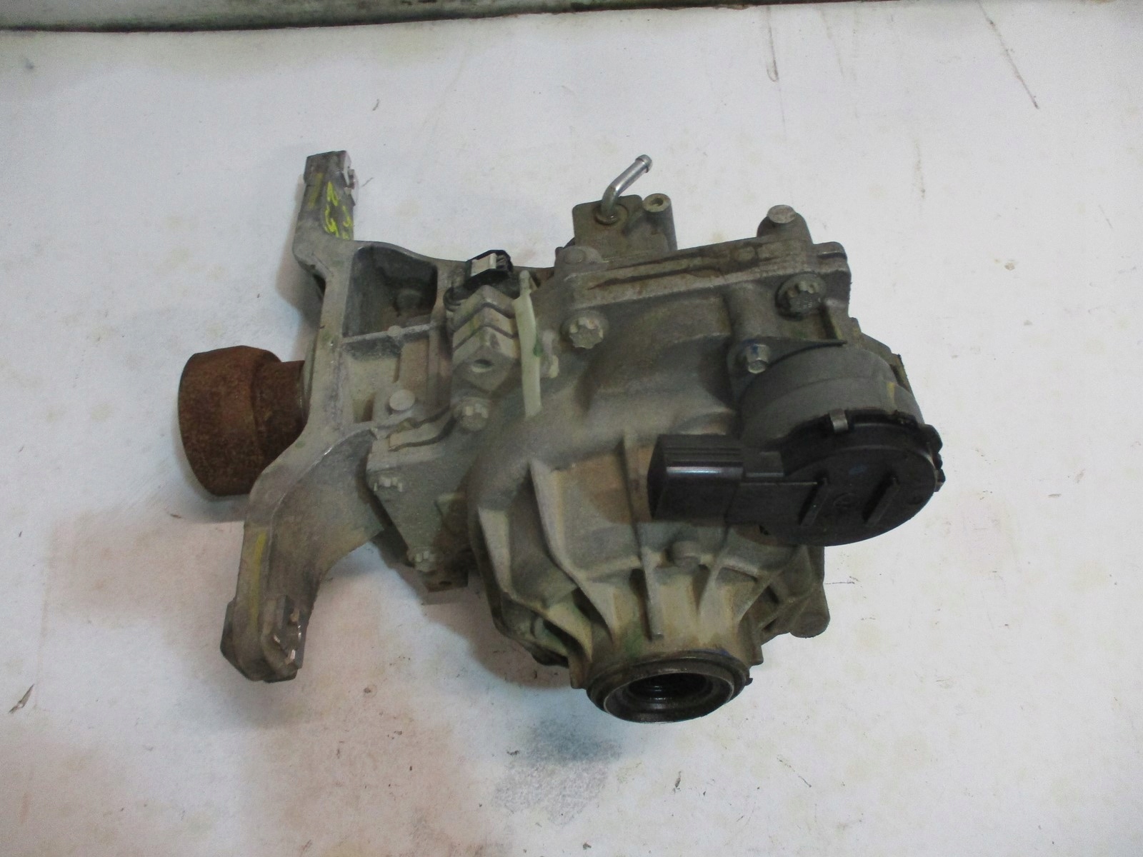 diff differential FORD KUGA MK3 K2GW-4000 D026J rear part rear