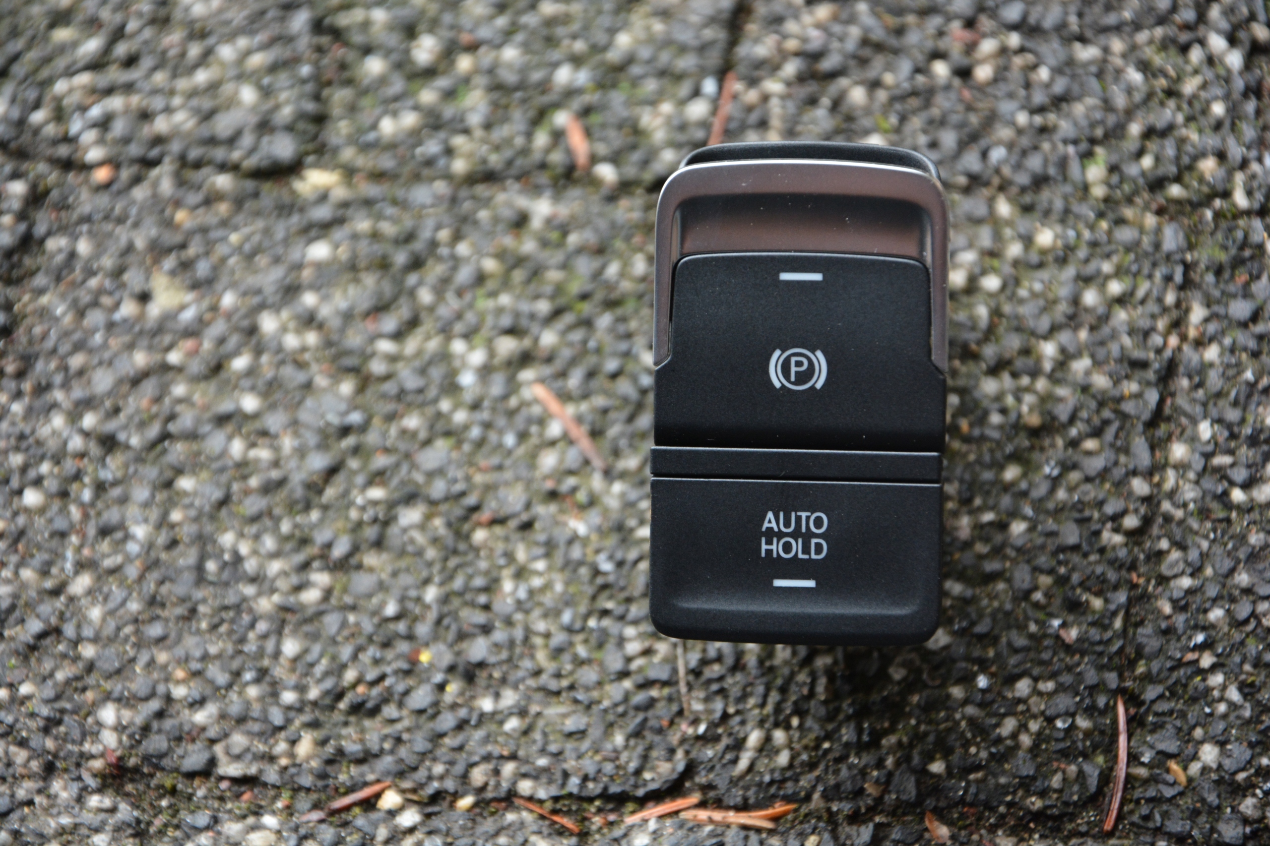 PRZYCISK HAMULCA AUTO HOLD VW GOLF 7 5G0927225D