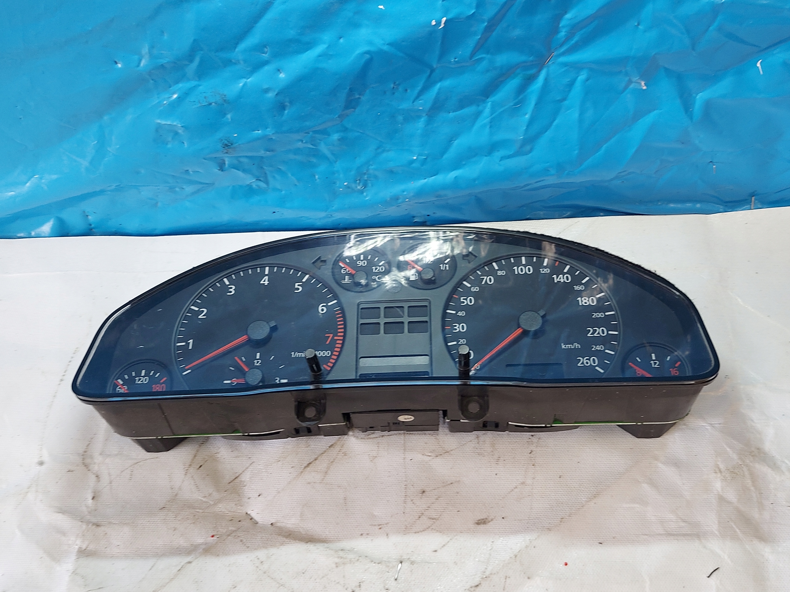 dials clock A6 C5 2.4 V6 4B0919860F