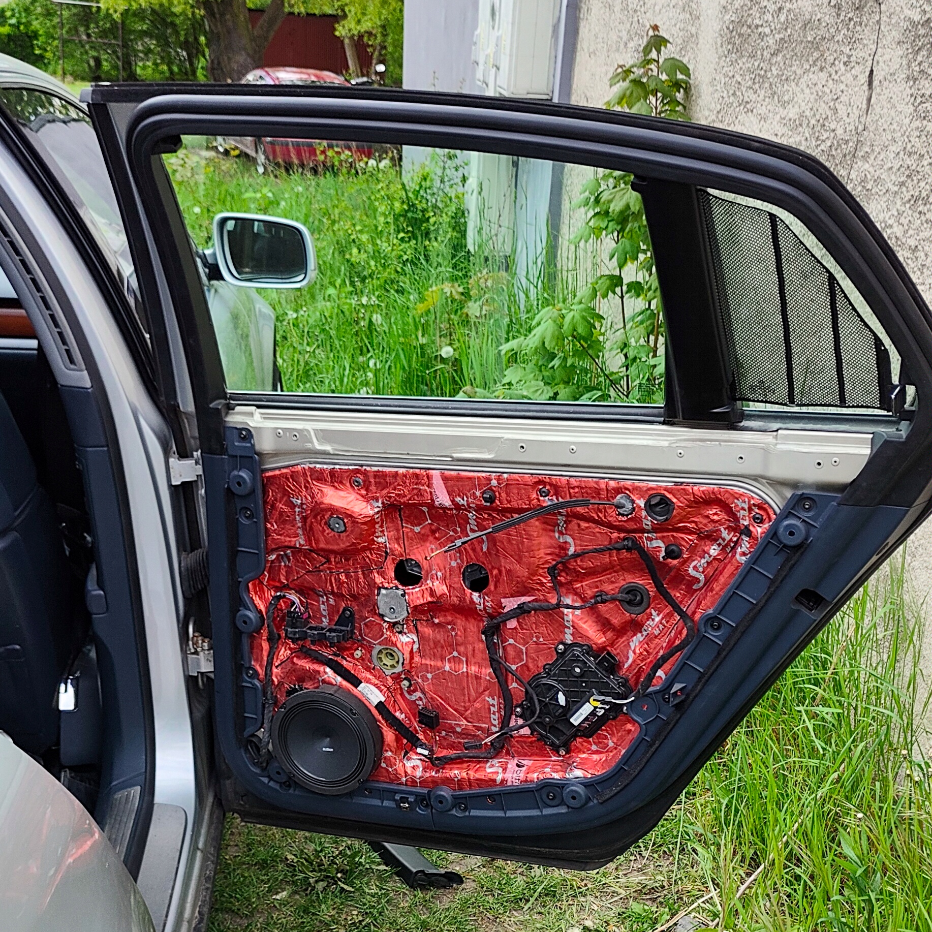 MATA WYGŁUSZAJĄCA DO SAMOCHODU NAJLEPSZA GRUBOŚĆ idealna na podłogę drzwi Model Smartmat 2mm Orange 1m2