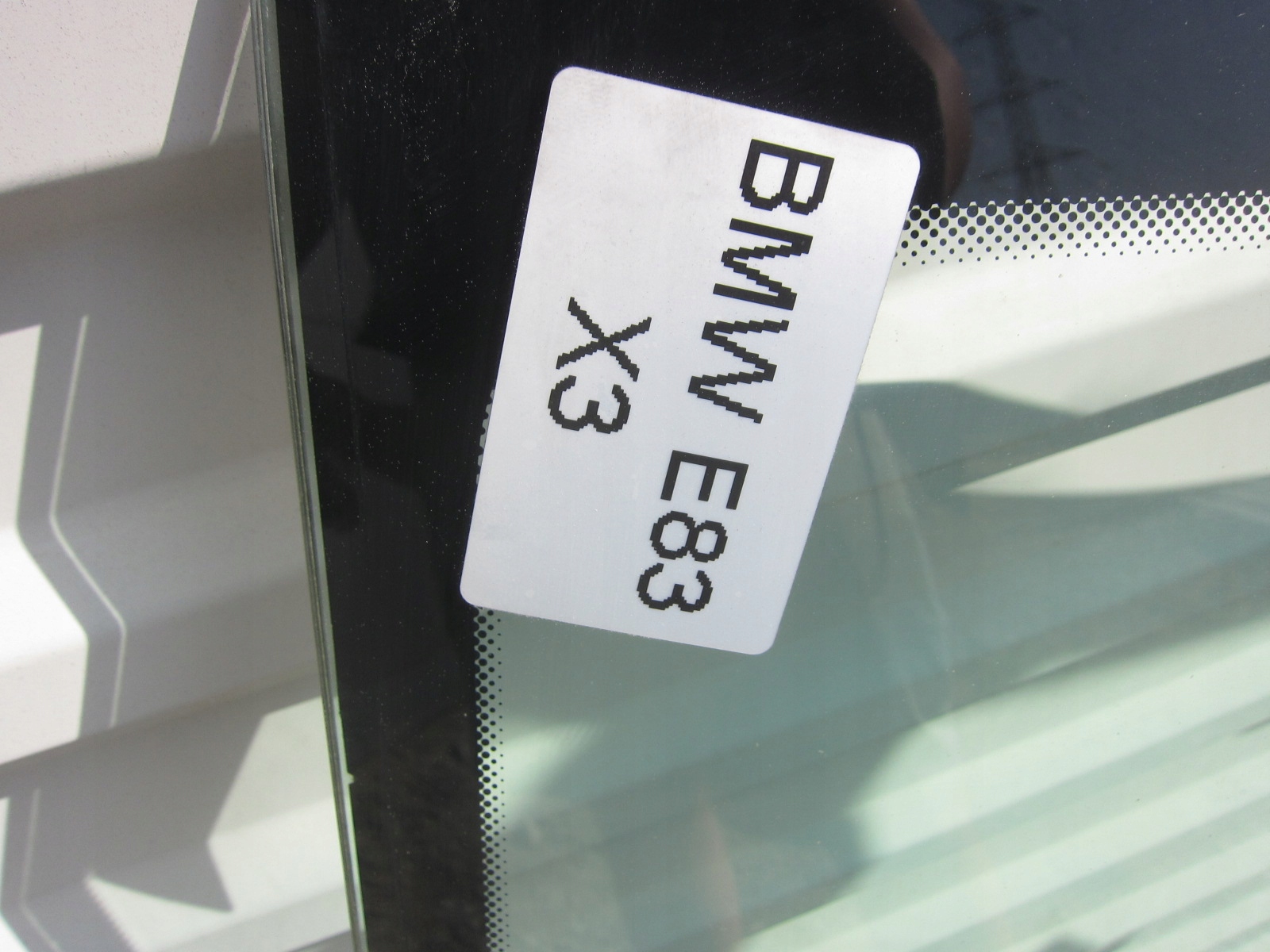 BMW E83 X3 window front front iron BMW
