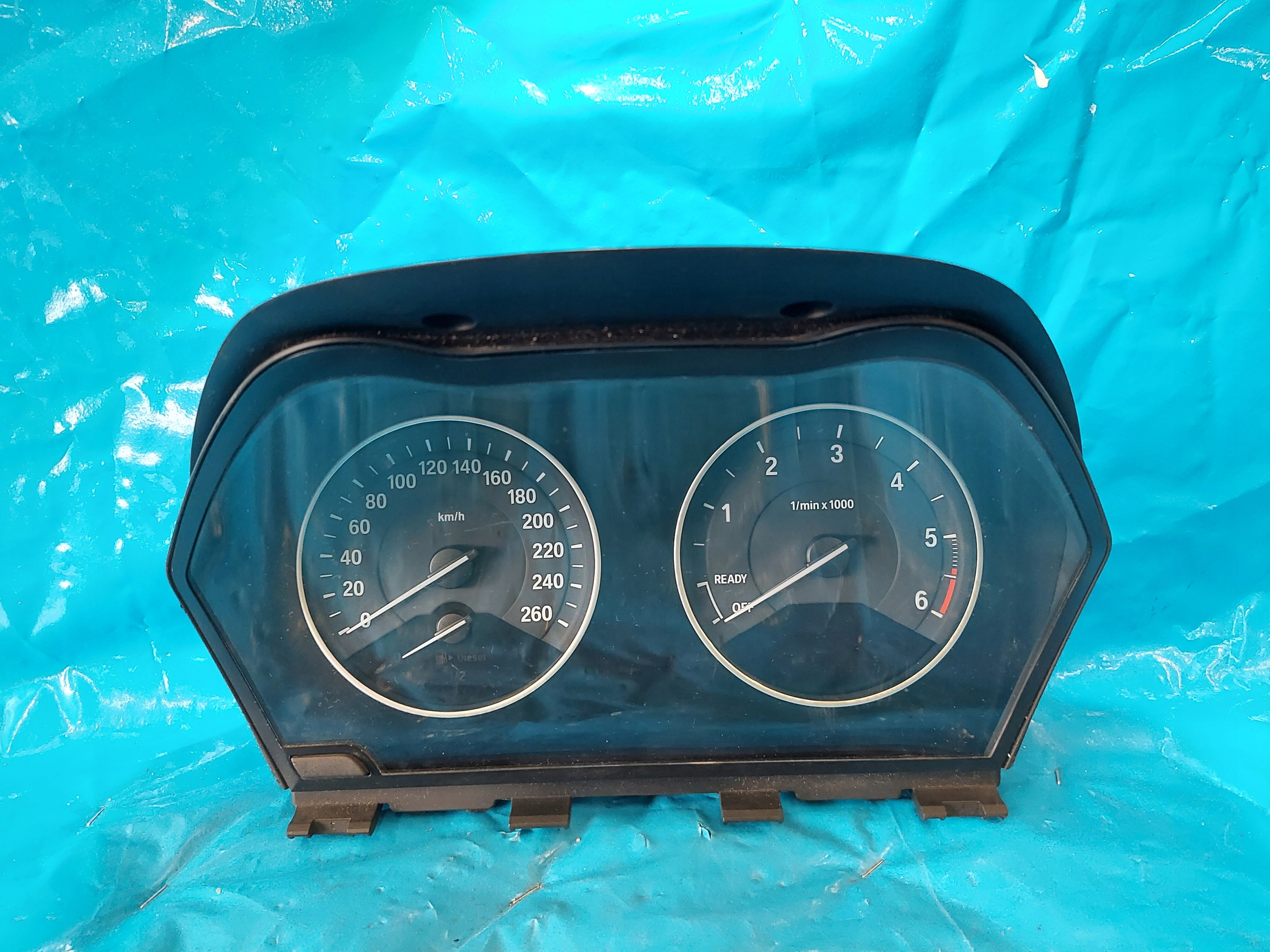 dials clock BMW 2 2016 R TD 680495701