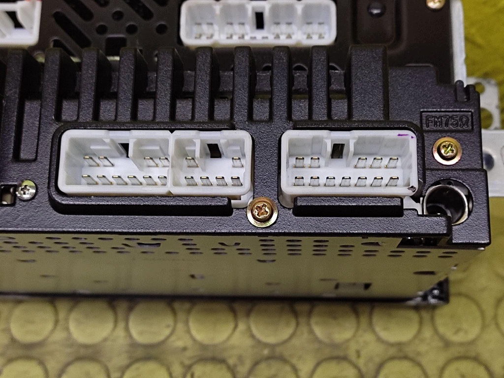 TOYOTA RAV 4 II RADIO 86120-42130
