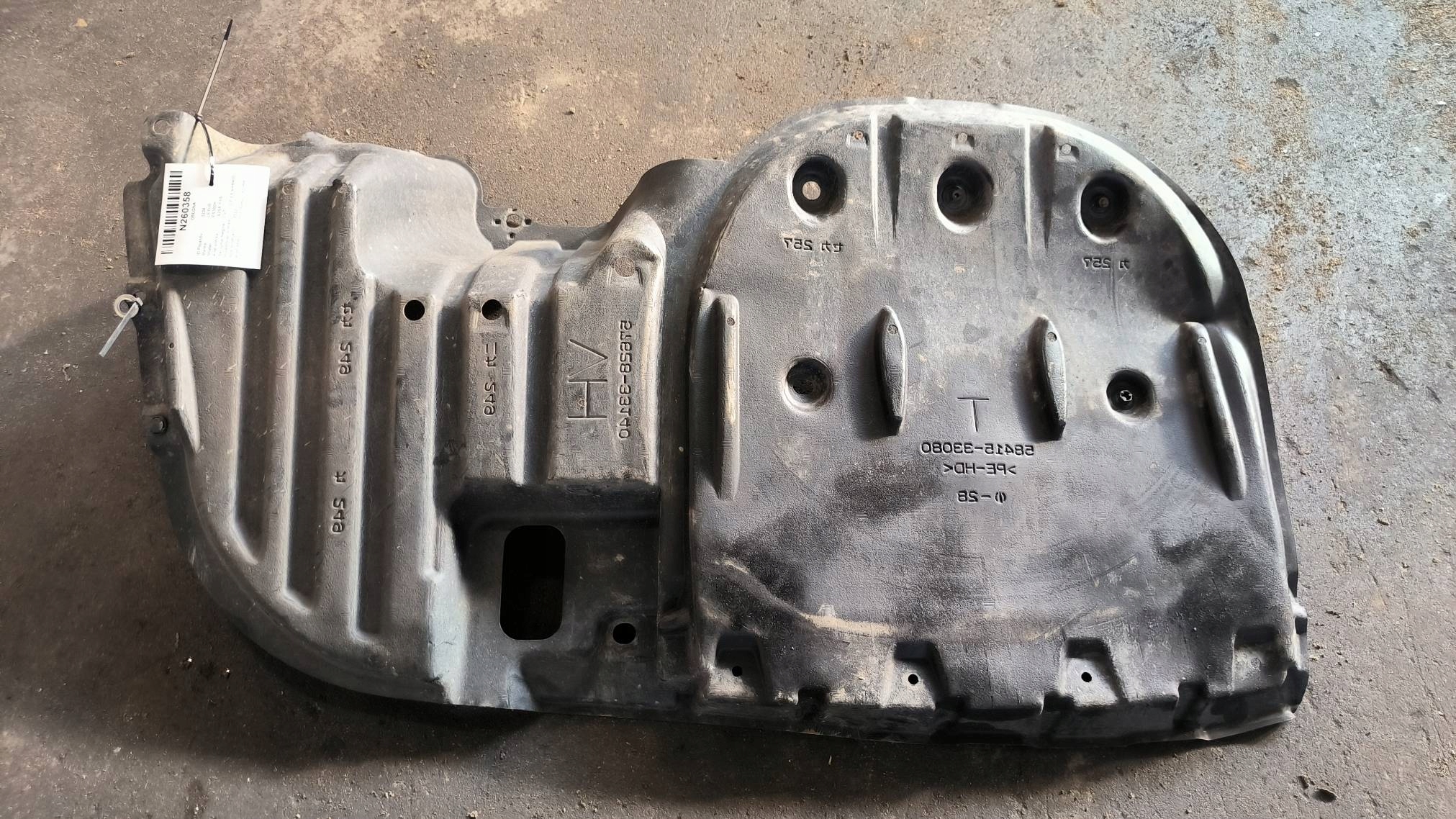 cover chassis 58415-33080 LEXUS ES300H VII