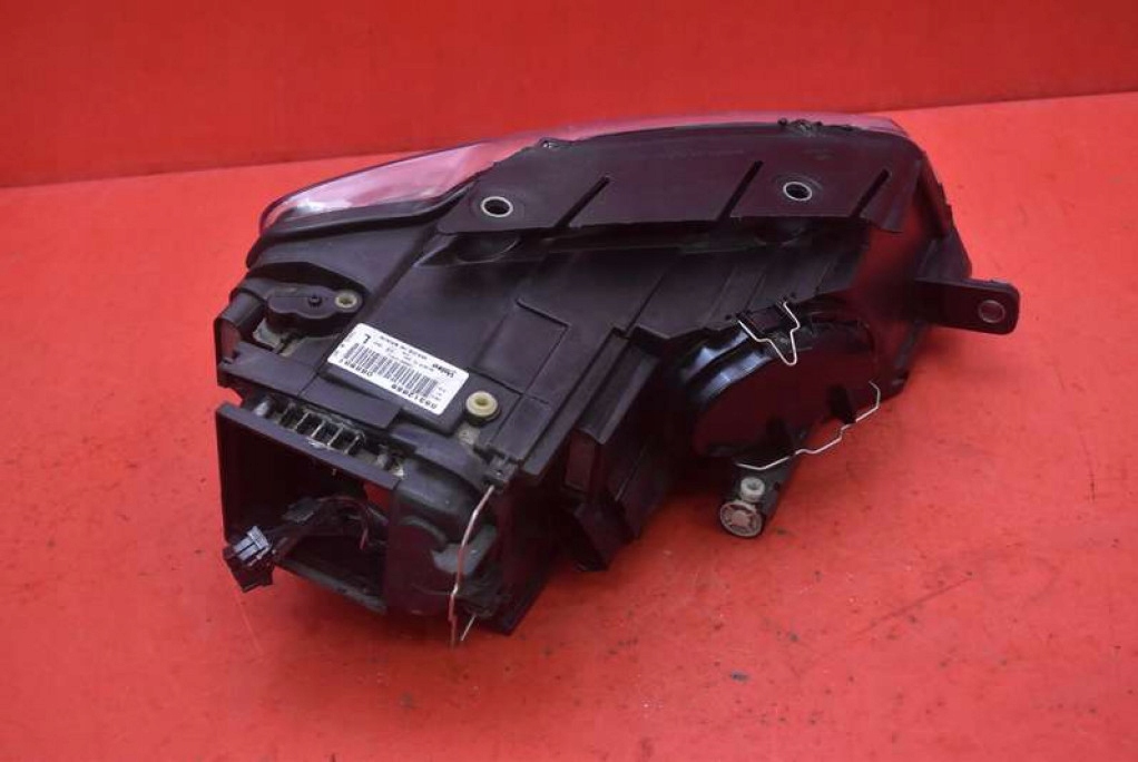 REFLEKTOR left light front XENON EU 89312659 VW PASSAT B6 05-10
