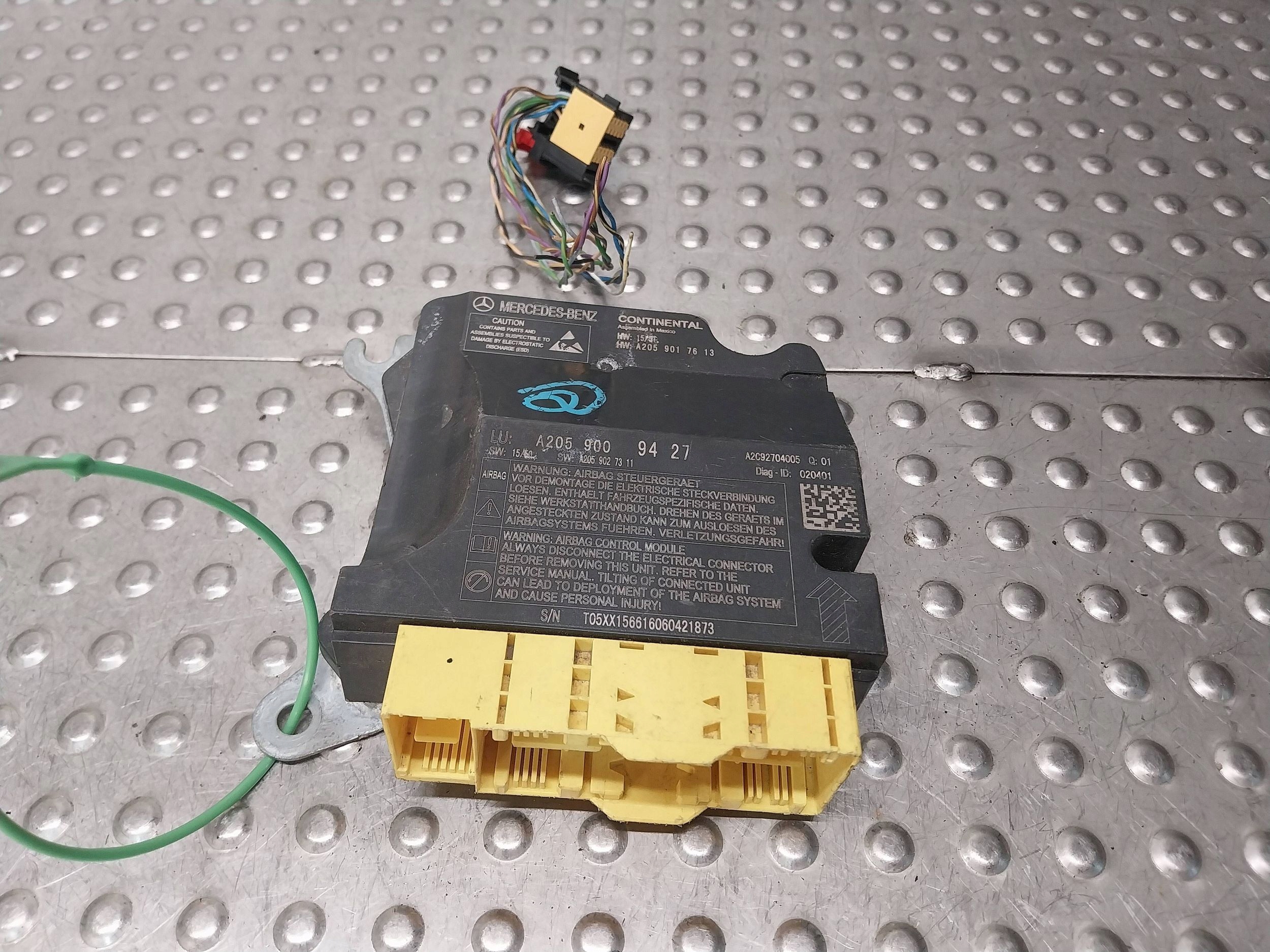 control unit SENSOR airbag A2059009427 MERCEDES W205