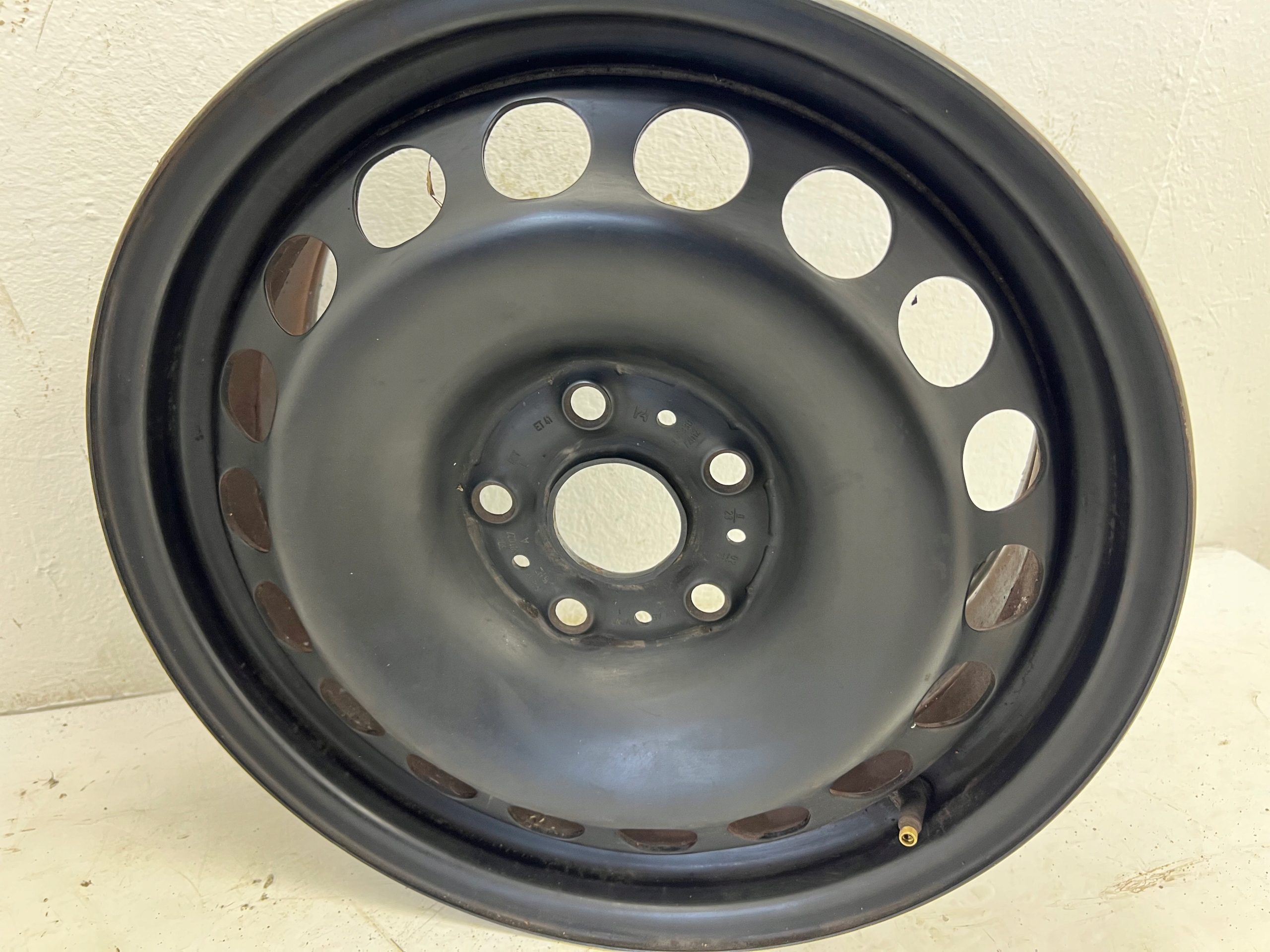 PASSAT B8 SUPERB III disk 6,5X16 ET41 3Q0601027A