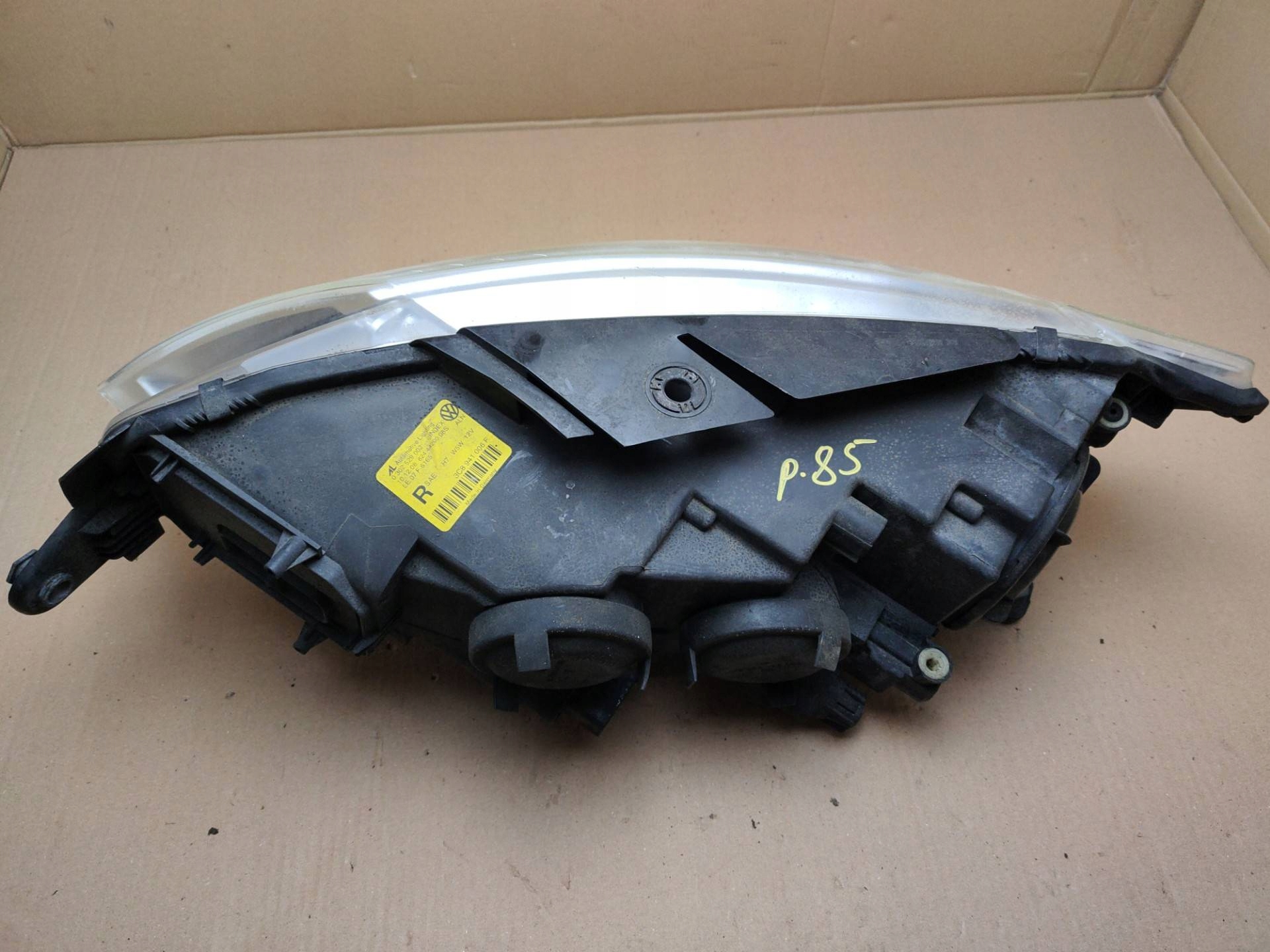 light front right side Volkswagen Passat CC 2009 0302529002