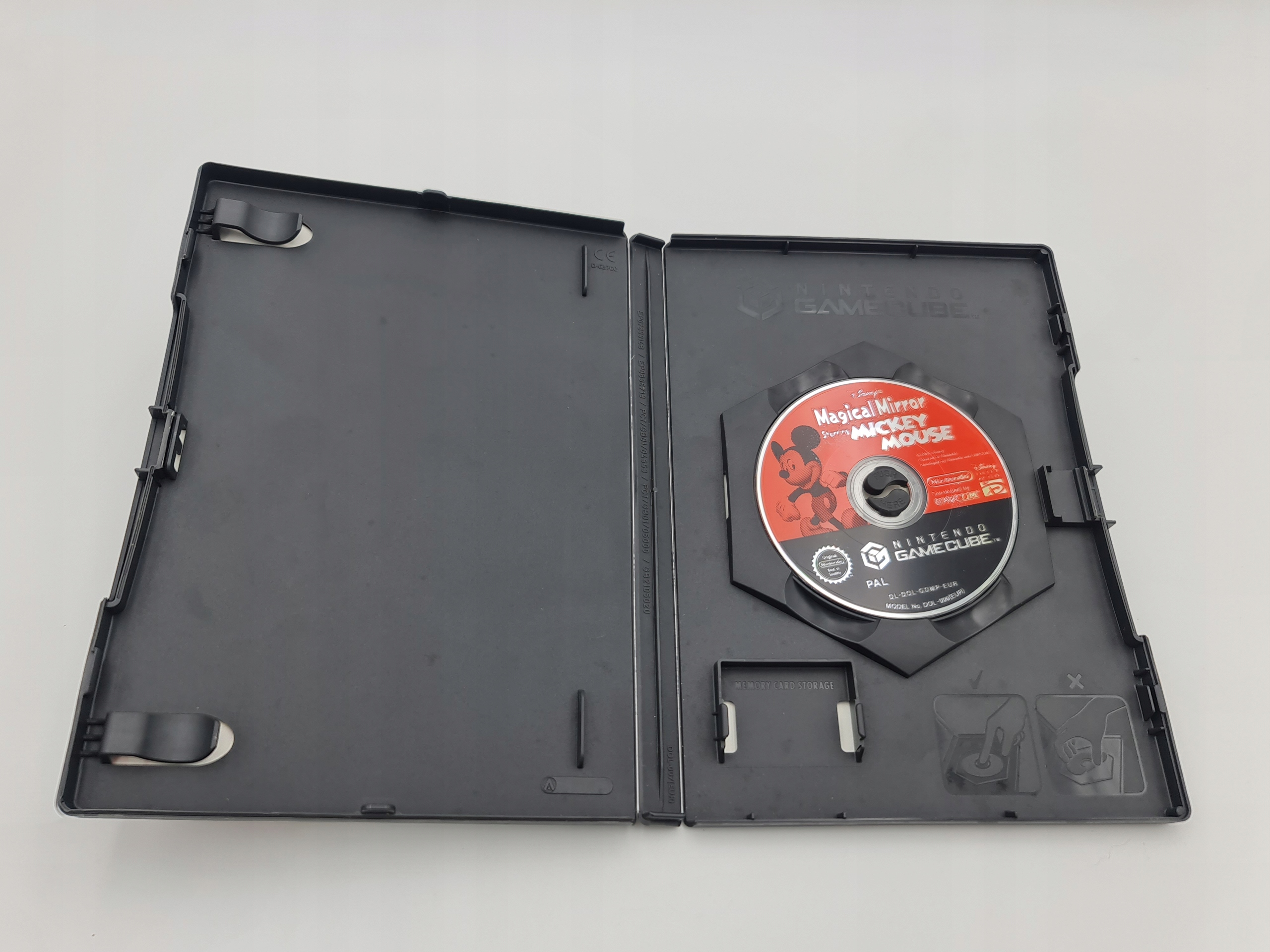 GAMECUBE MAGICAL MIRROR STARRING MICKEY MOUSE Platforma Nintendo GameCube