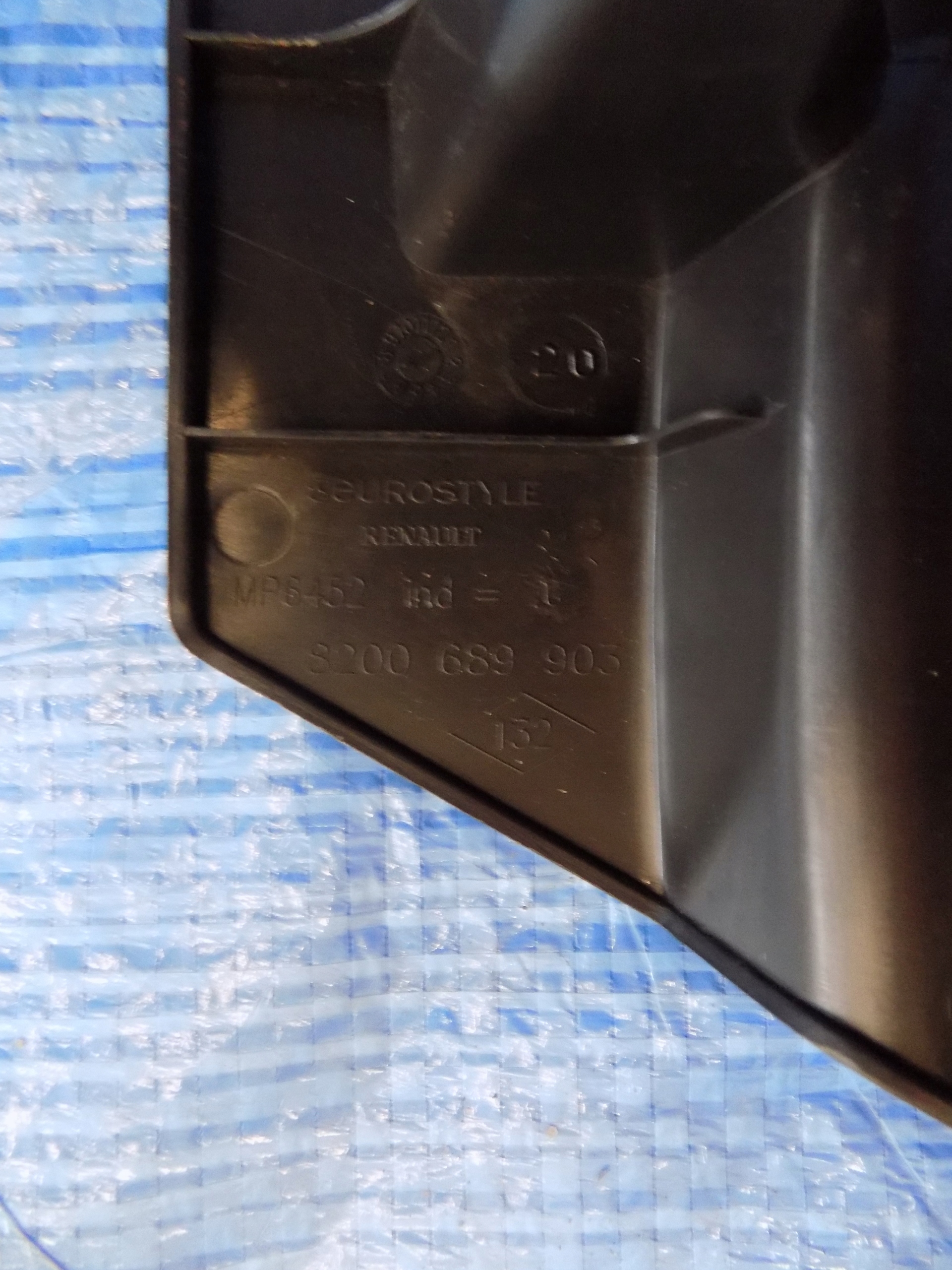 moulding of the threshold left left front MASTER III LIFT IV 2,3DCI 150KM 2020R