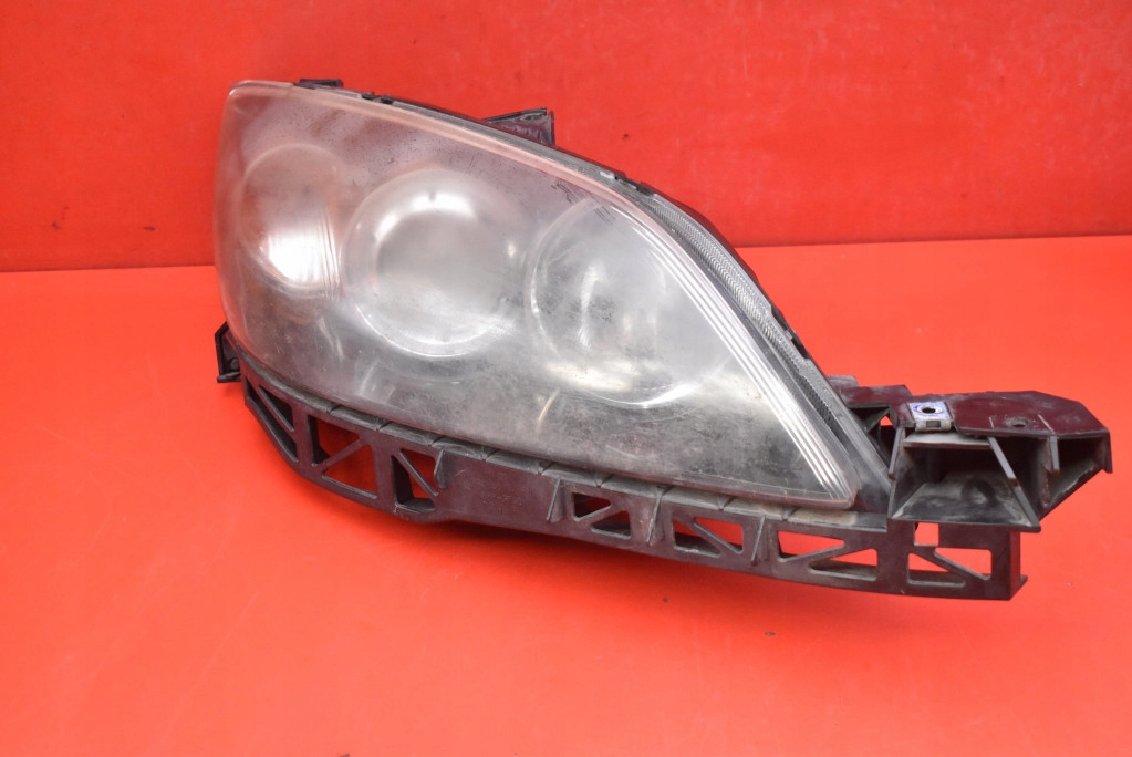 REFLEKTOR right light front lens EU MAZDA 3 1 and BK 03-06