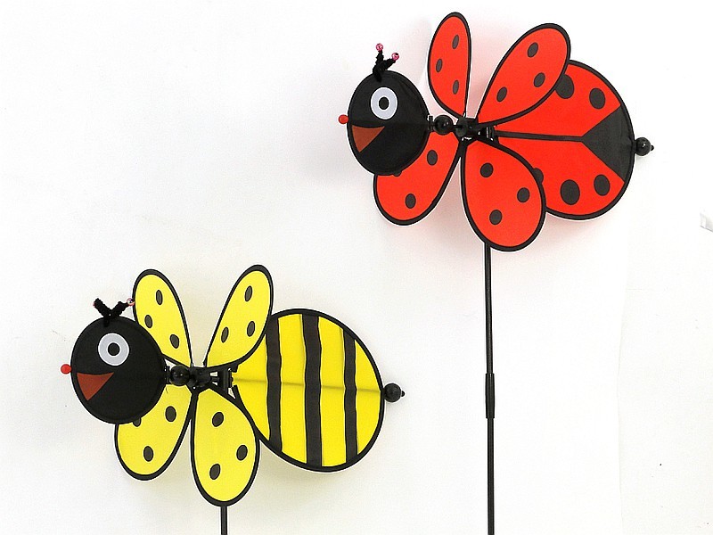 Wiatrak ogrodowy PSZCZÓŁKA BIEDRONKA 5909 Wiek dziecka 6 lat +