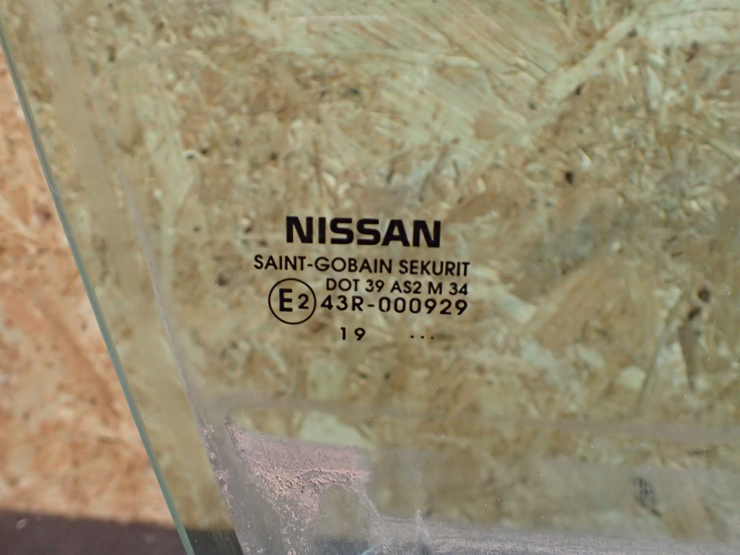 window door right front NISSAN MICRA K14