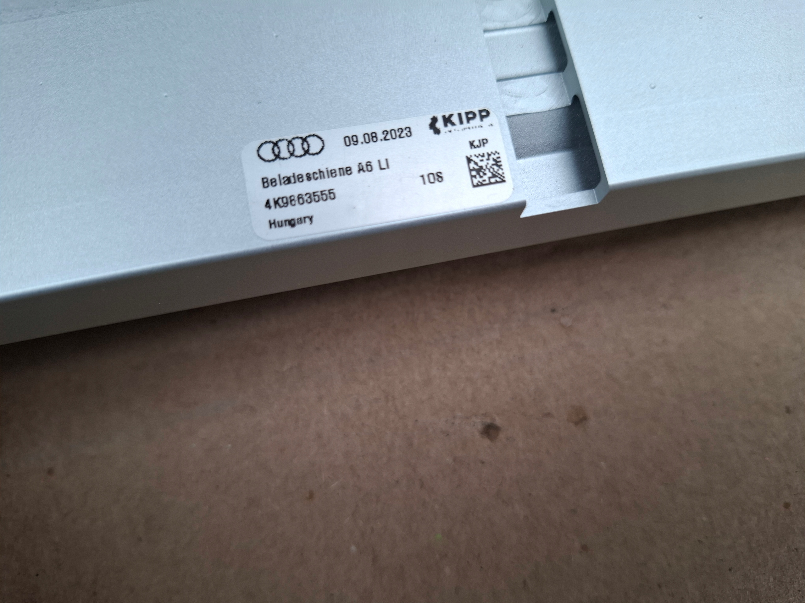 AUDI A6 C8 4K0 KOMBI SZYNY PROWADNICE holder boot komplet 4K9863556