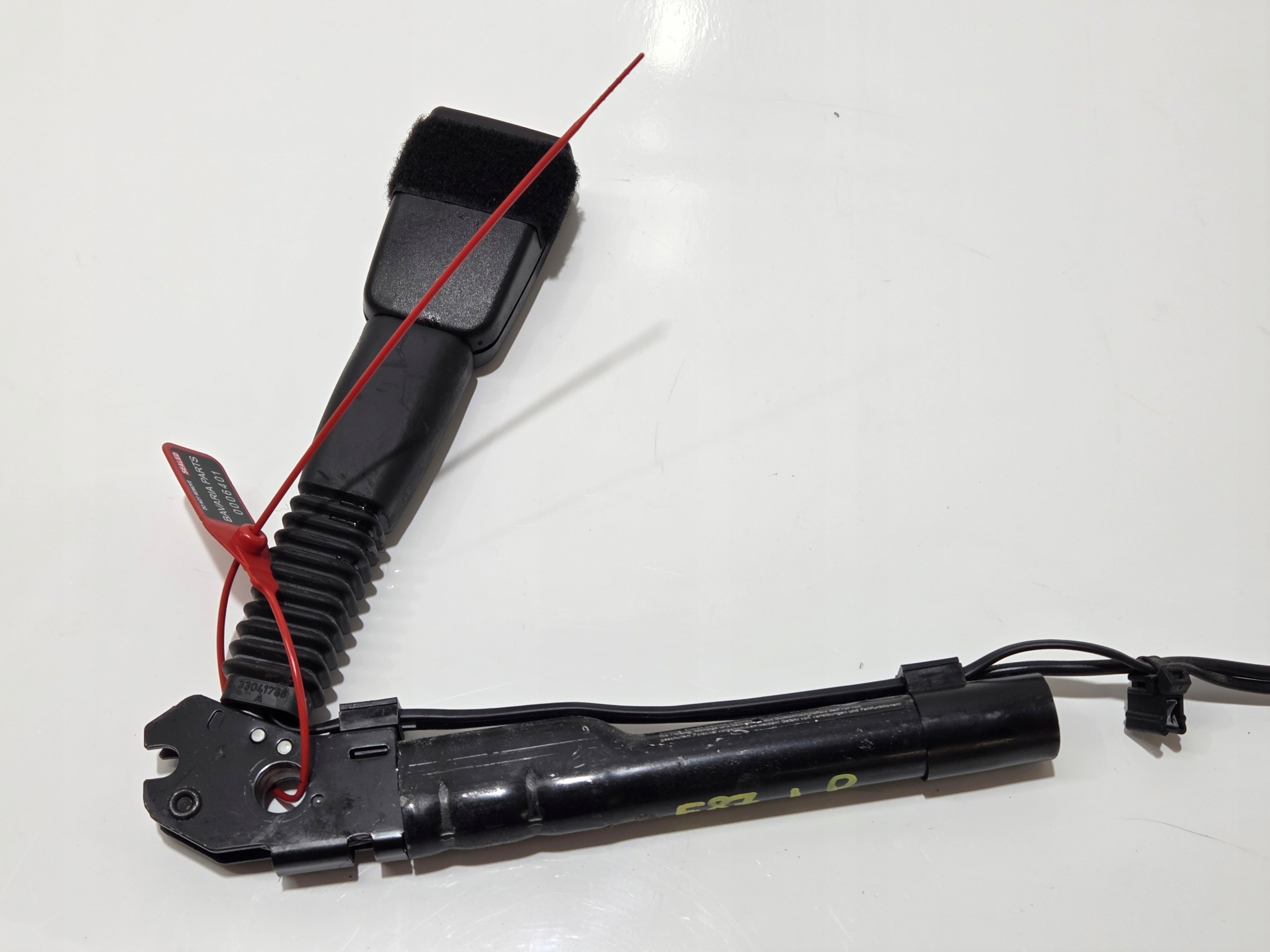 gurtstraffer links vorne BMW E87 9119541