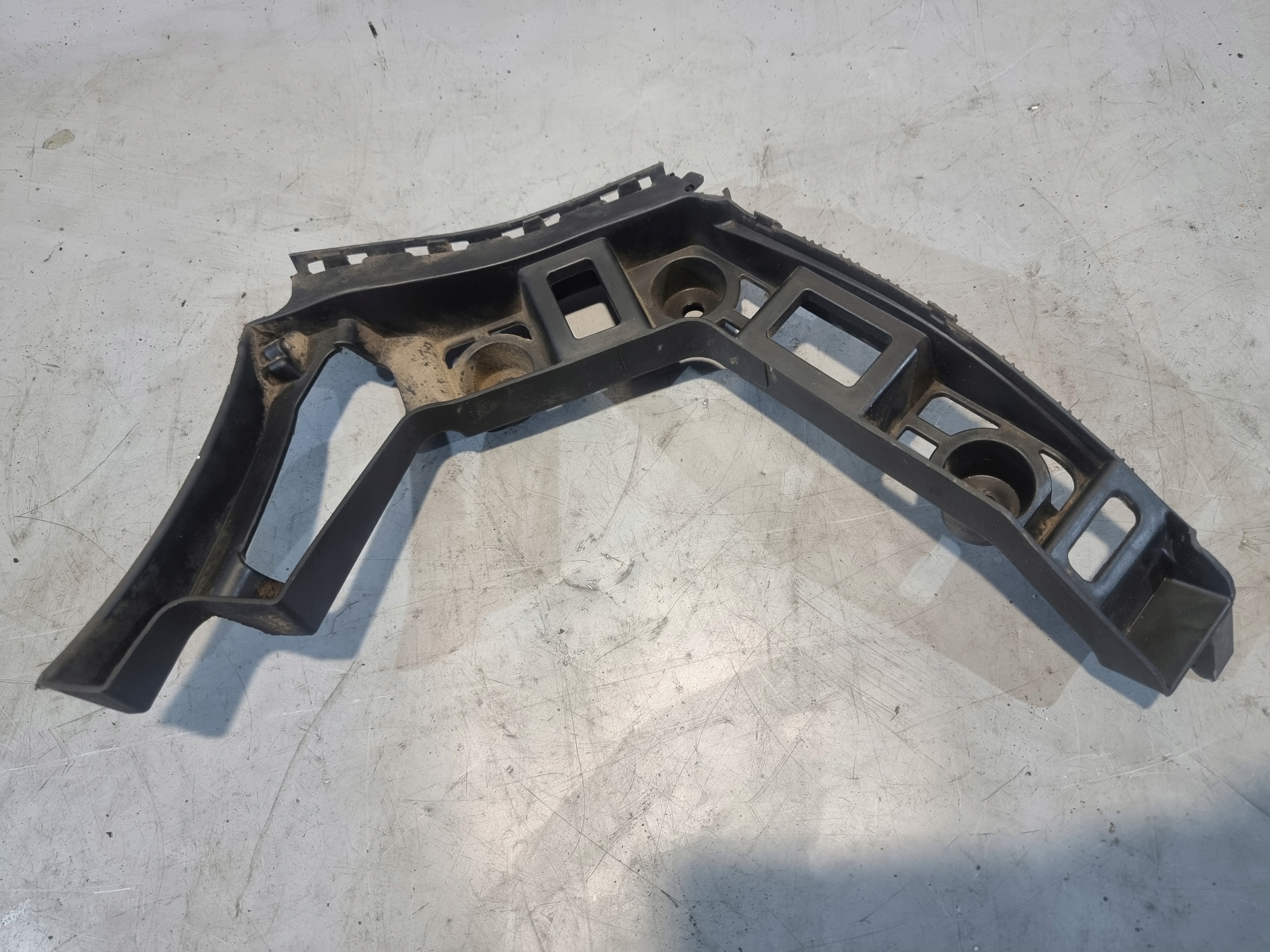 bumper bracket left rear part OE 5K6807393C VW GOLF VI HB 10r