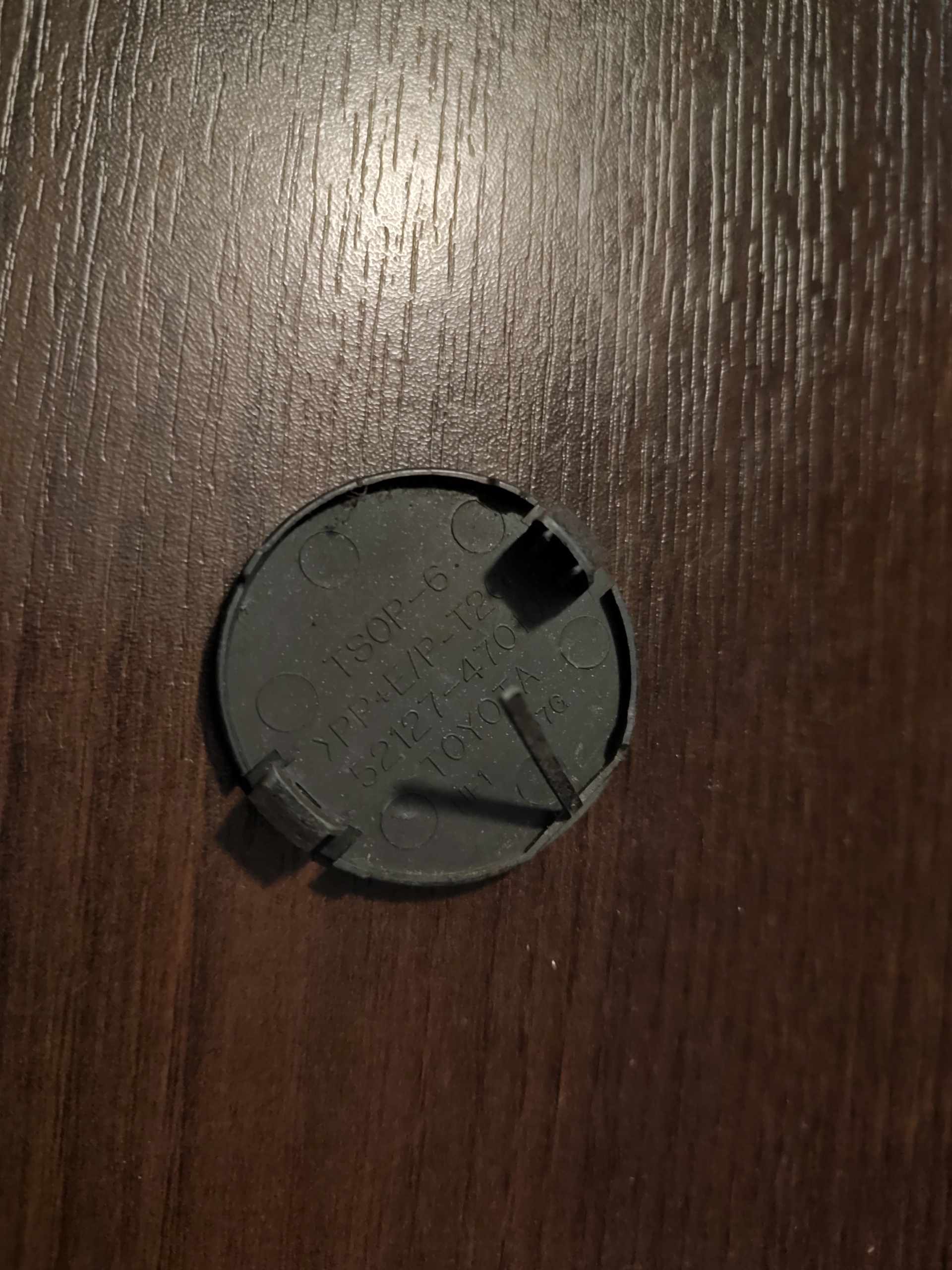 towing hook cap holowniczego front TOYOTA