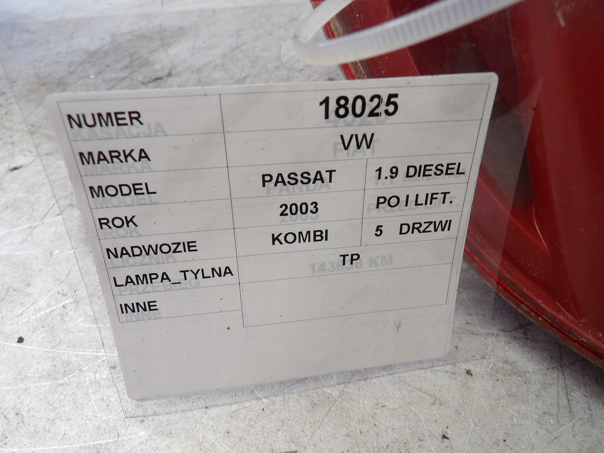 Volkswagen Passat B5 light rear right kombi 3B9945096AA 31412