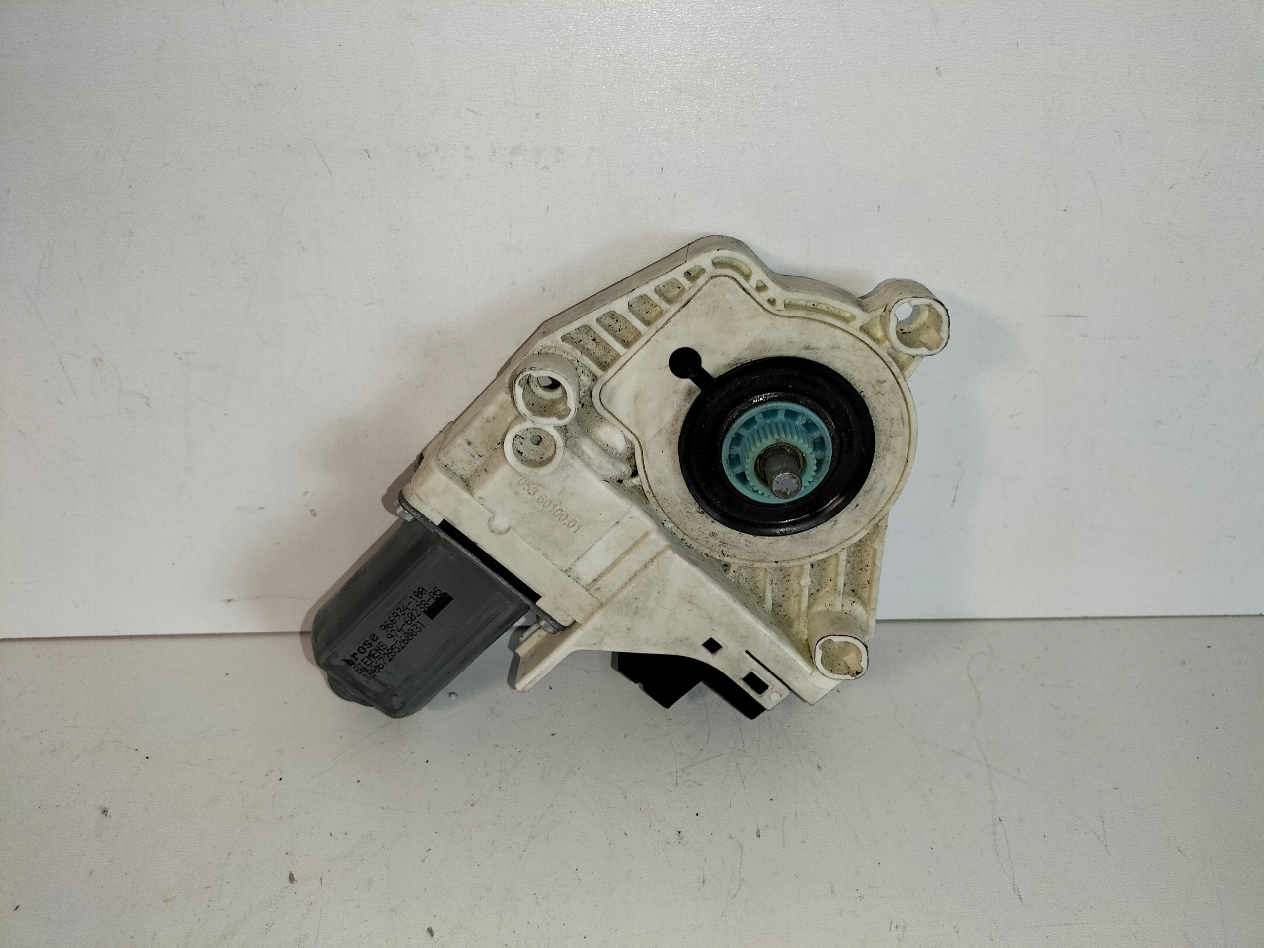 mini motor podnosnika windows door front right AUDI A4 B8 07- A5 07