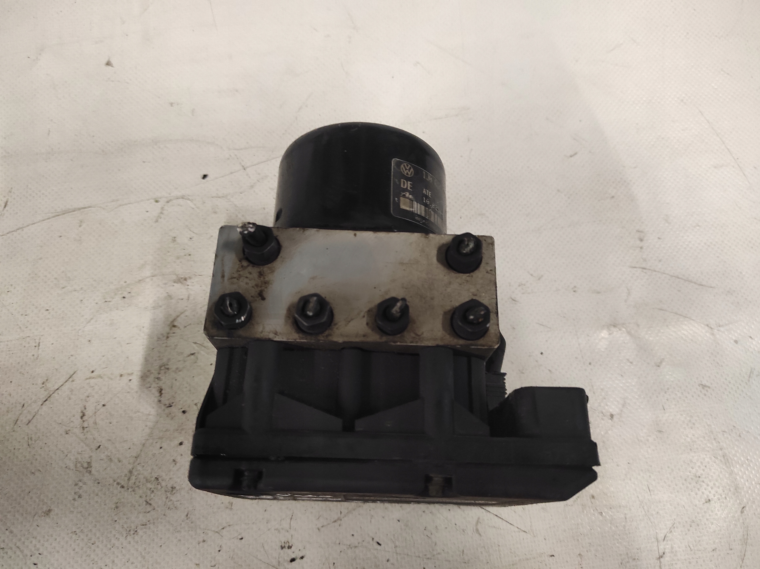 VW GOLF IV 4 1J0 907 379 P 1J0614117 D pump ABS