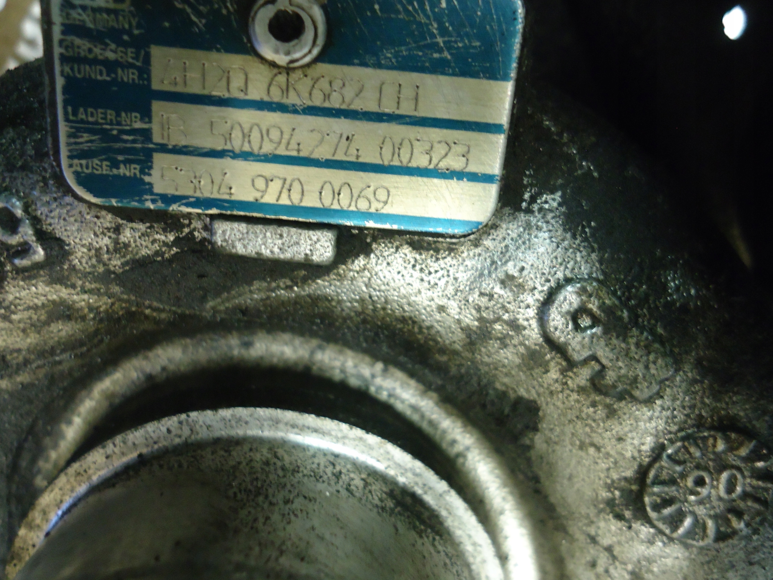 JAGUAR RANGE ROVER 2.7D 276DT turbo 4H2Q-6K682-CH