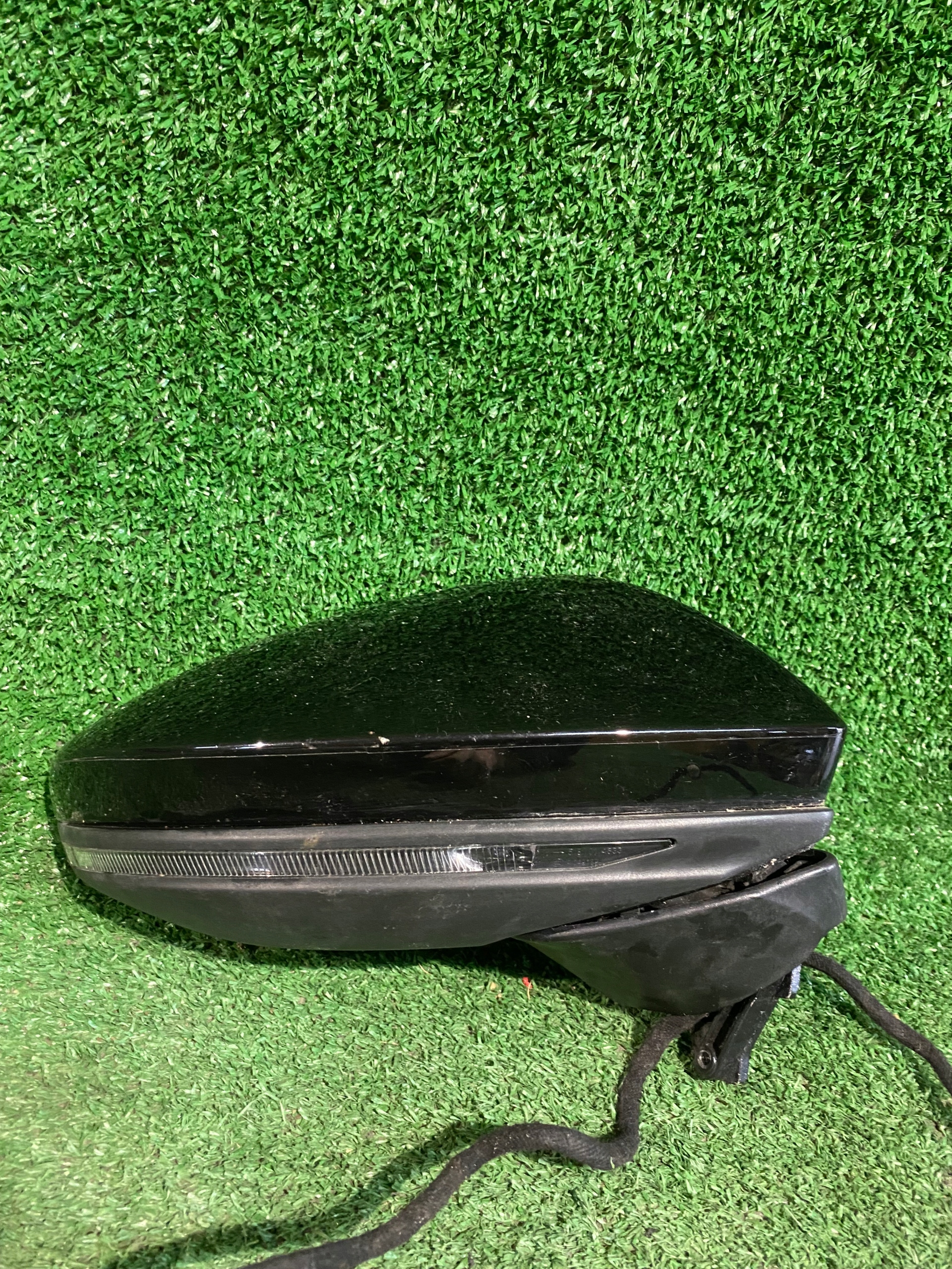 mirror front front right AUDI A6 C8 14 PIN