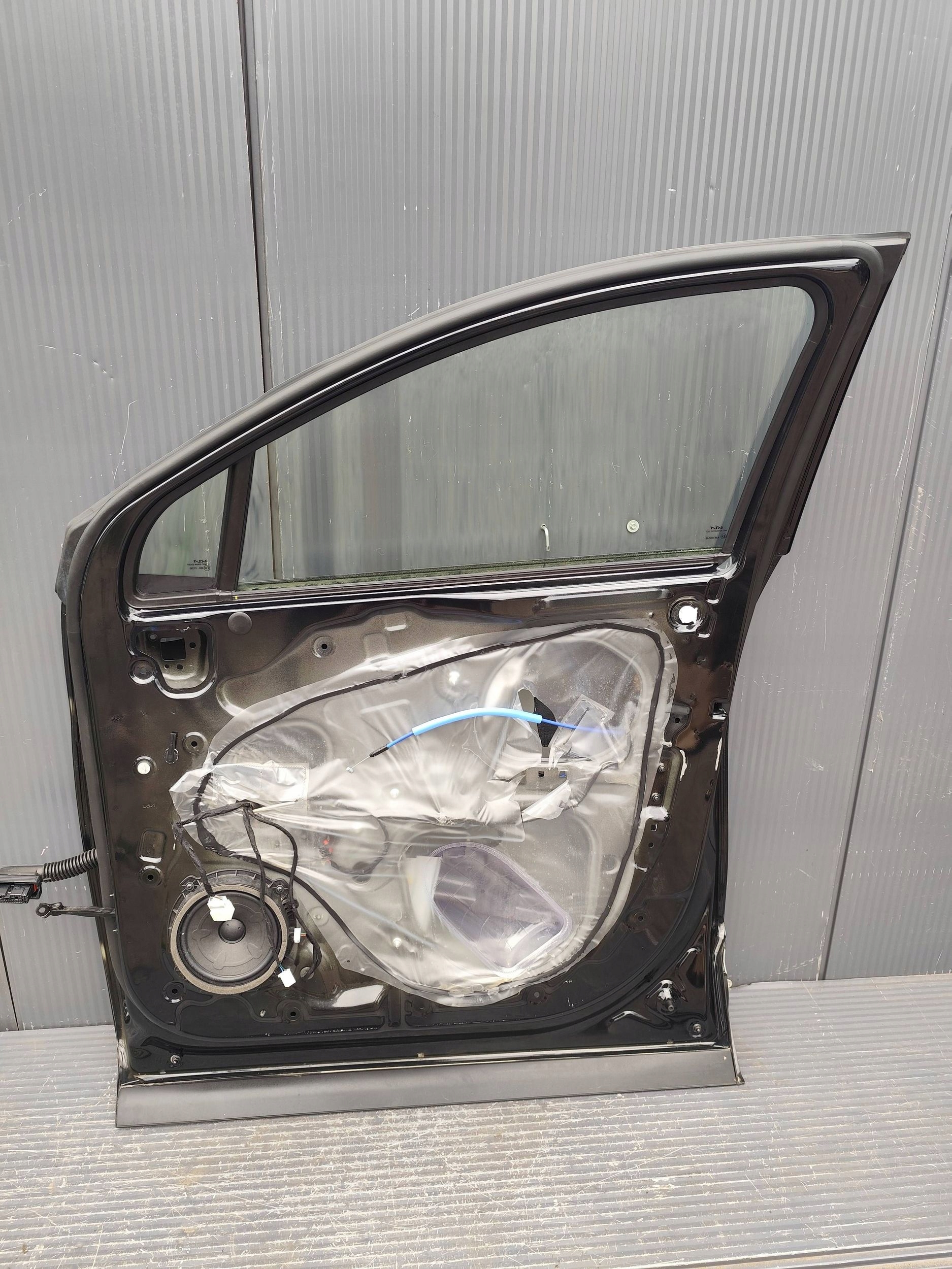 KIA SPORTAGE V door front right complete DEMONTAZ