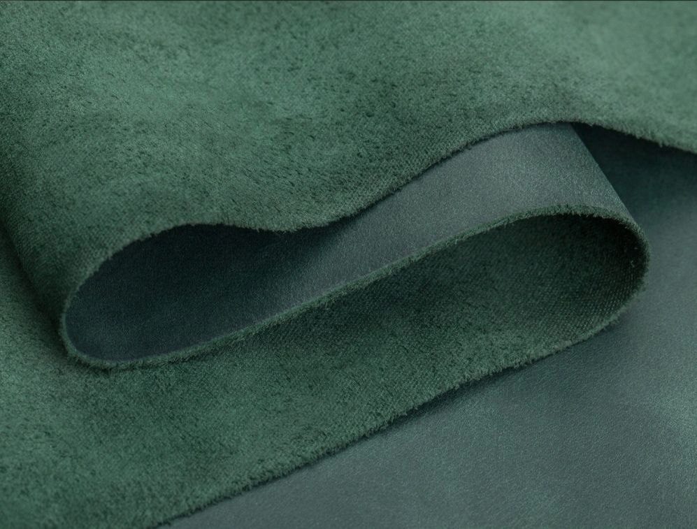 hovězí kůže Crazy Horse 1,2-1,6 mm; velikost 40*30 cm; barva: zelená