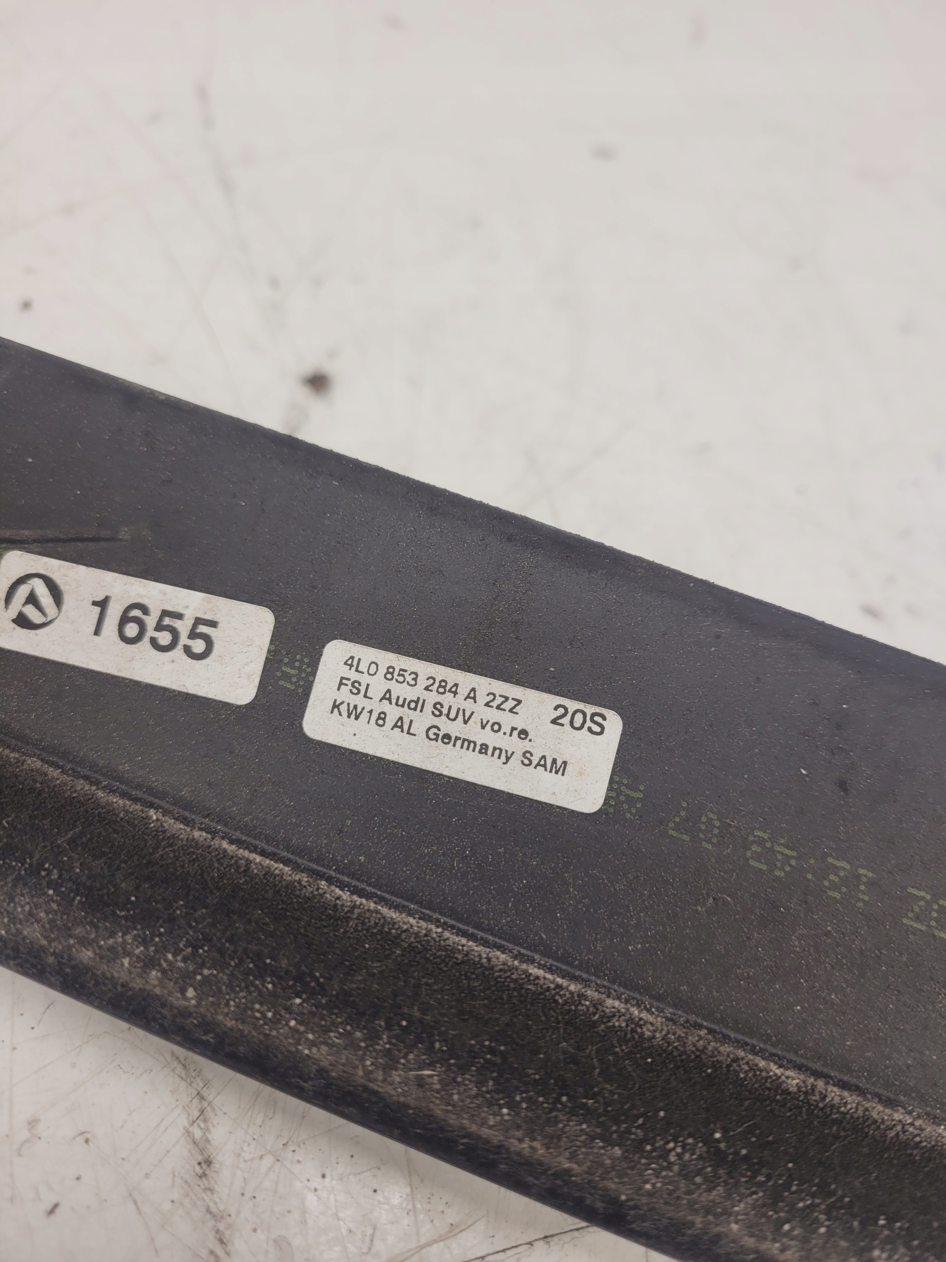 moulding CHROM windows door right front AUDI Q7 4L 4L0853284A