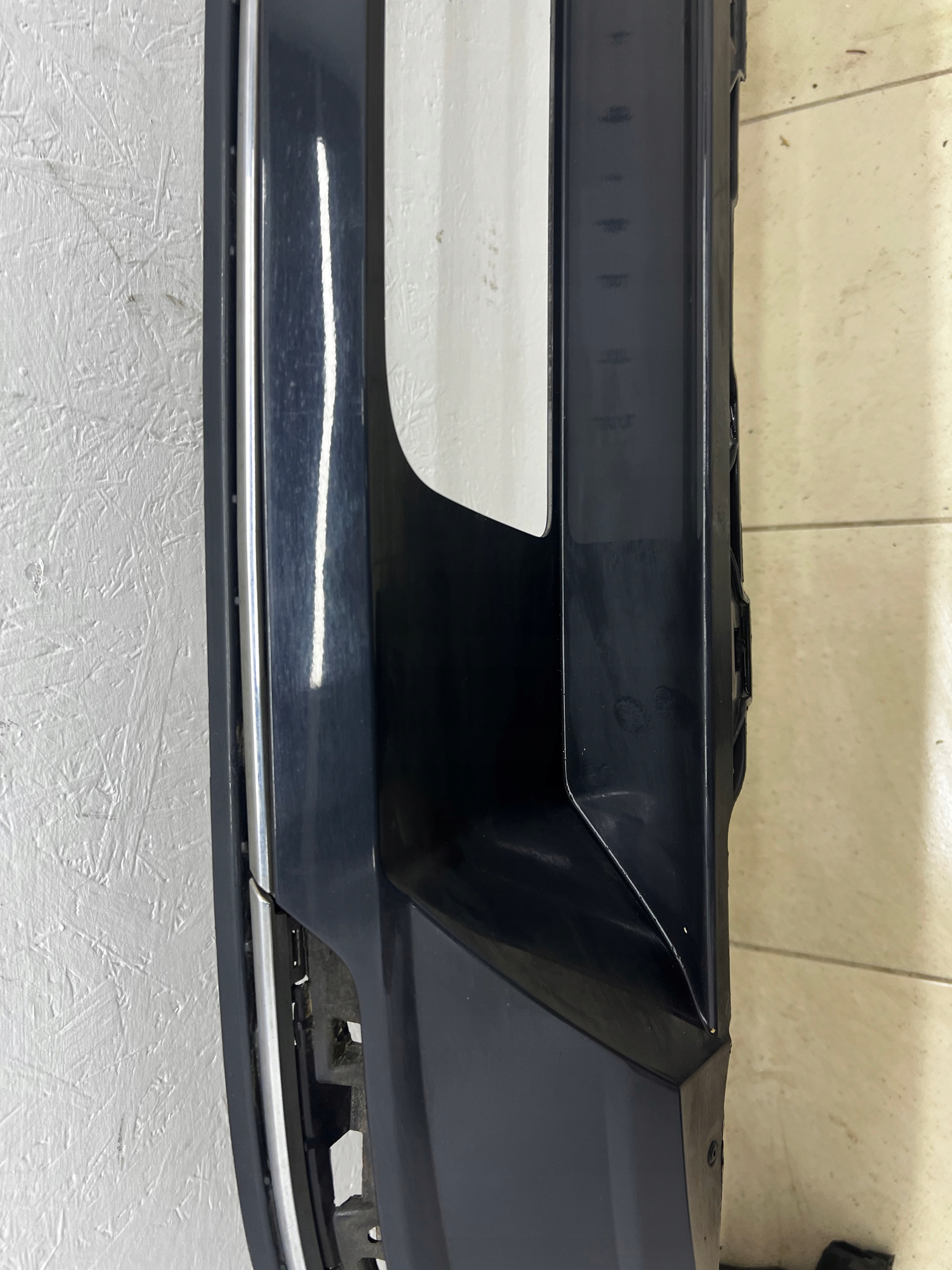 Accessoires Diffuseur Pare choc Arrière VOLKSWAGEN PASSAT B8 KOMBI LI7F
