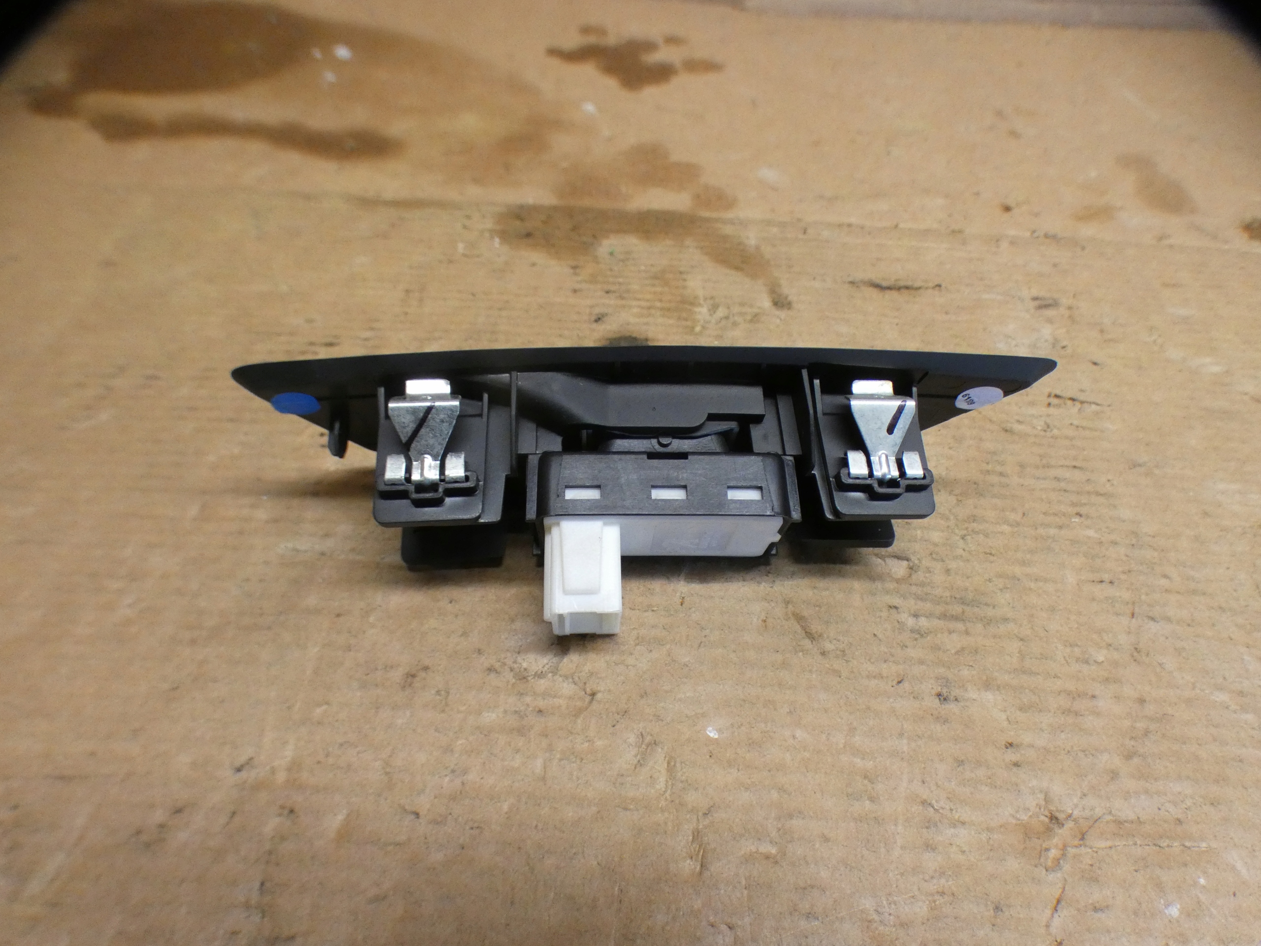 PANEL switch windows right rear part PEUGEOT 508 II 98220313ZD