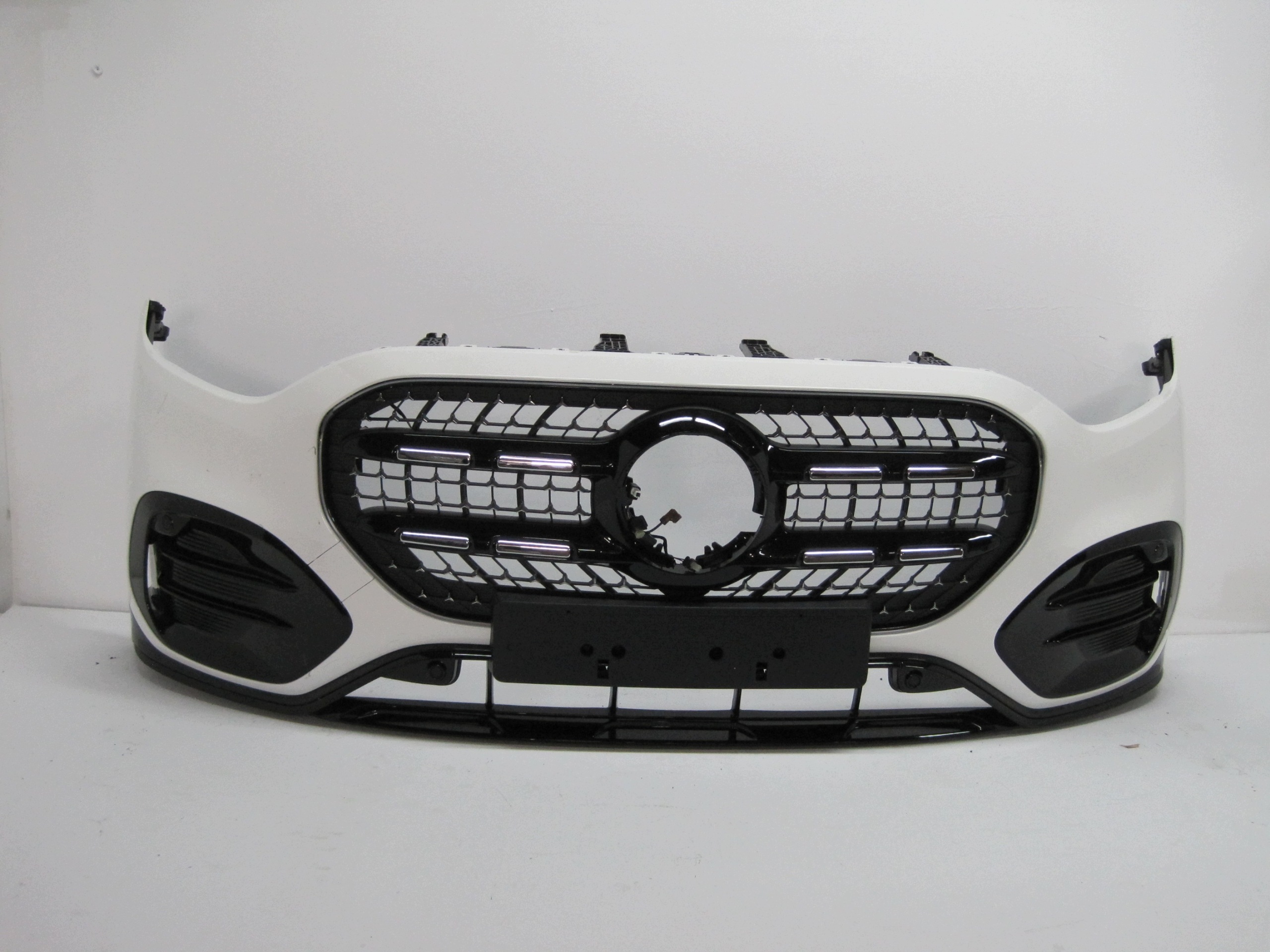 front bumper MERCEDES GLB A244 6 PDC 26R front NR 388