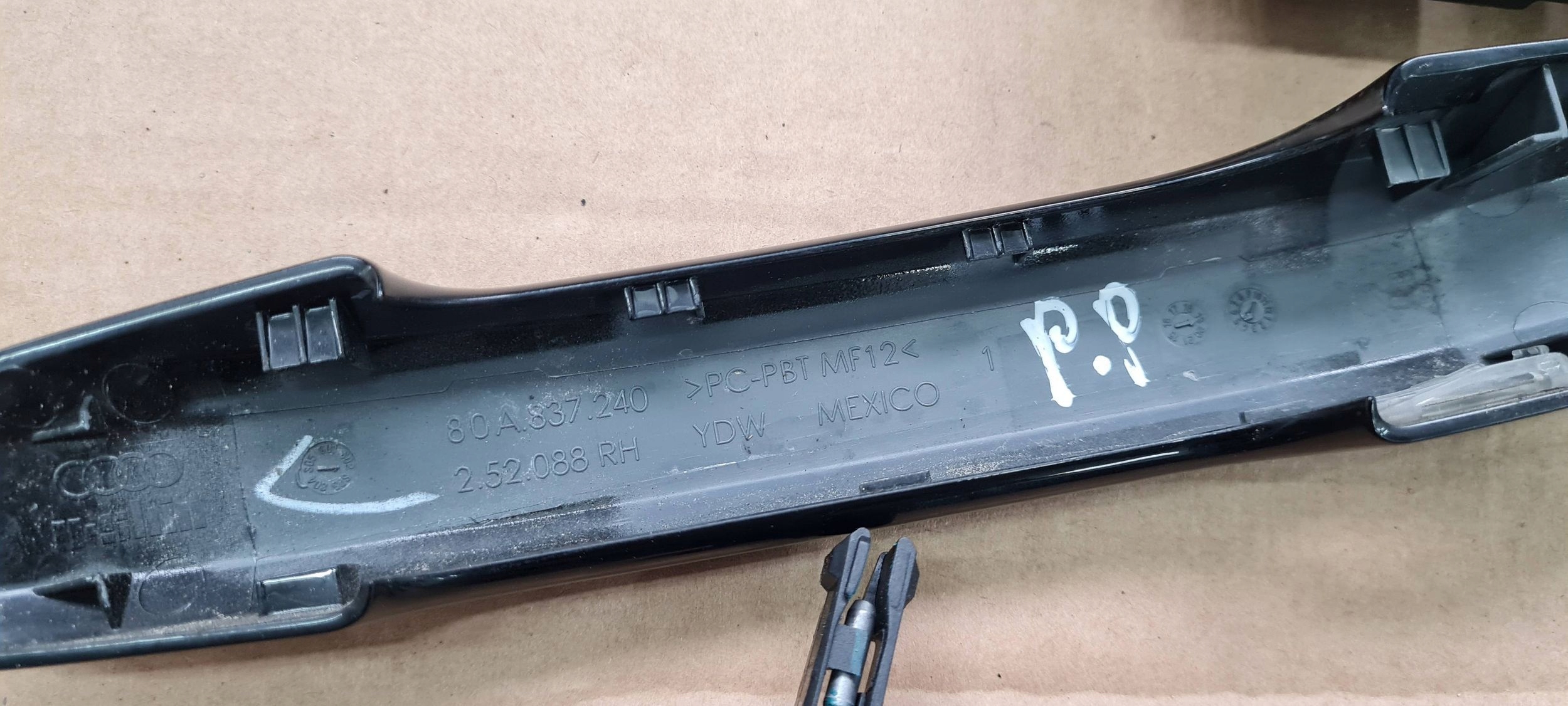 SQ5 80A Q5 handle door right right front below KESSY LY9T 80B837240