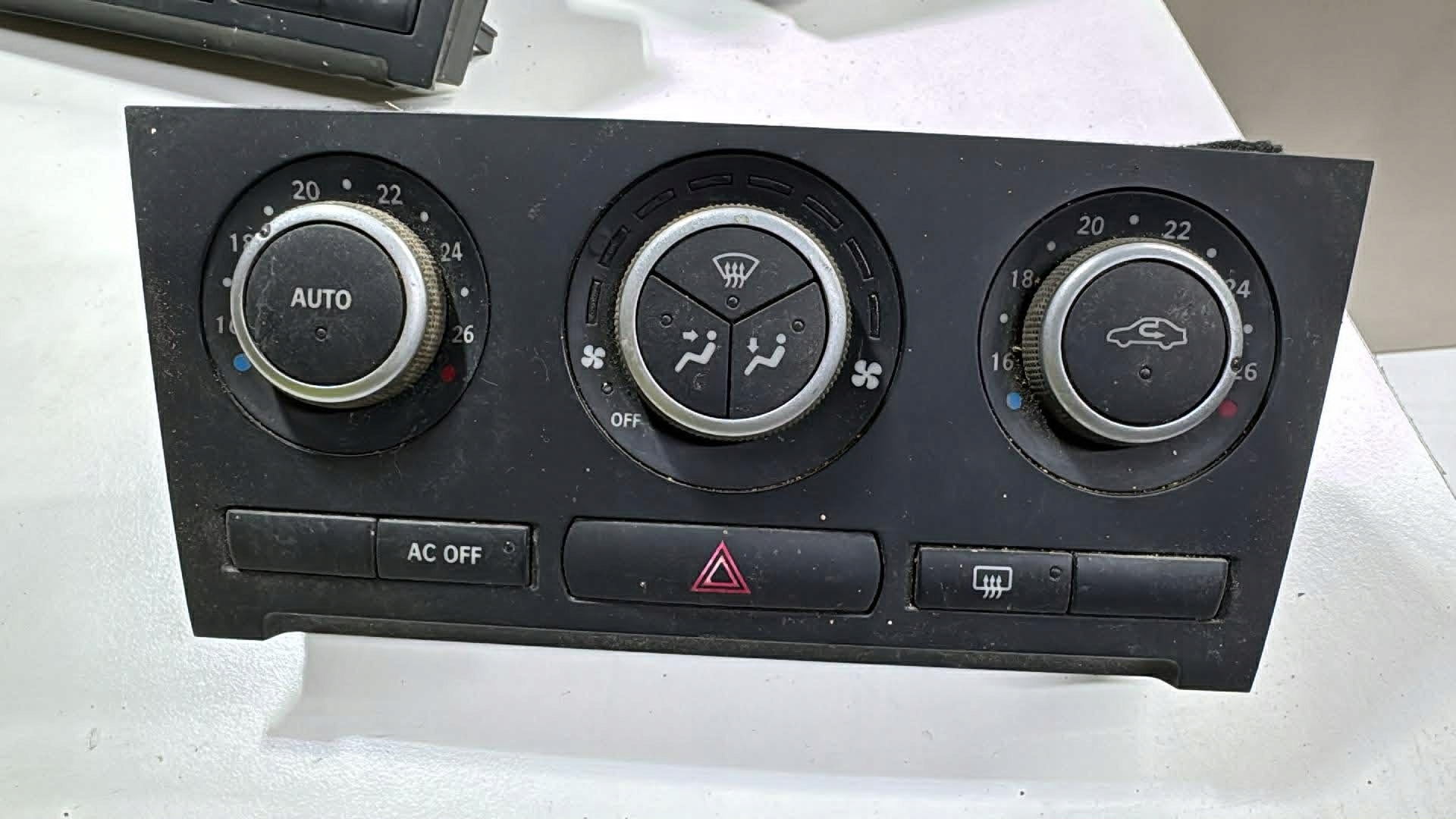 Unite commande clima Bouches buses Saab OE 12772891 07-11 LIFT KLIMATRONIK