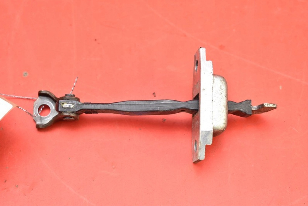 limiter door left rear part TOYOTA RAV-4 3 III 05-08