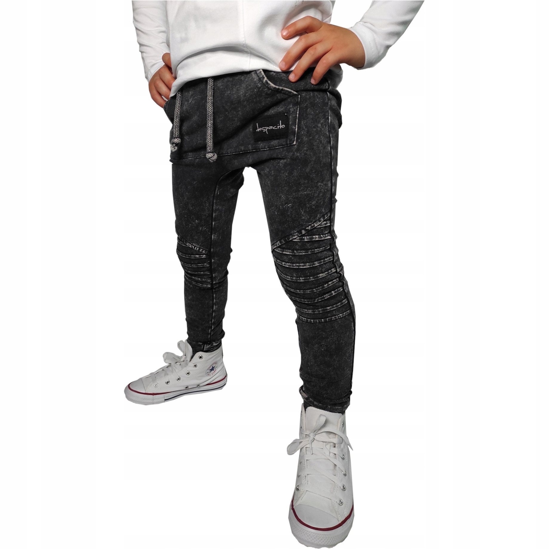 Spodnie Despacito dekatyzowane classic czarne 116