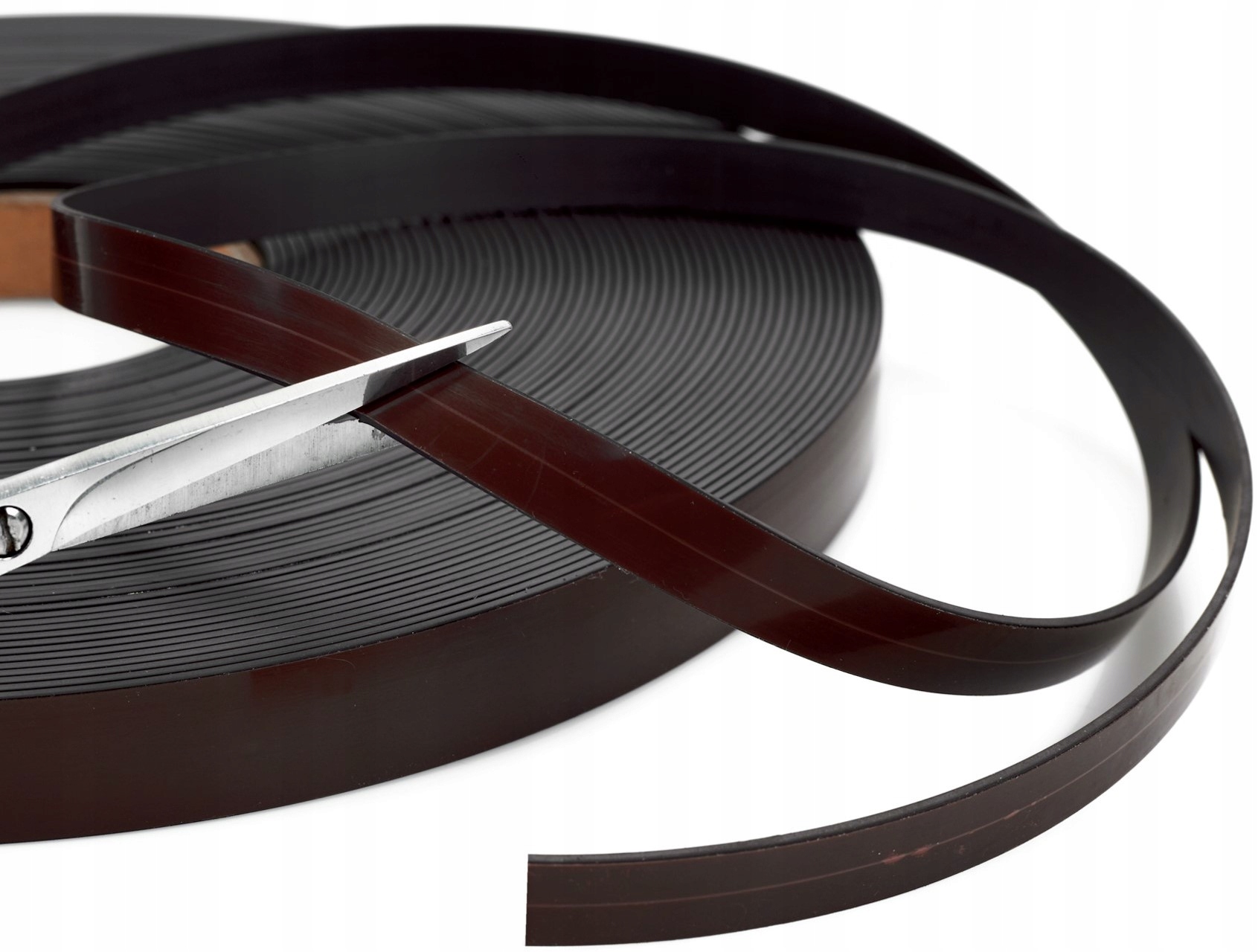 TAŚMA MAGNETYCZNA SAMOPRZYLEPNA. PASEK MAGNETYCZNY 19 MM - 1,5 MM - 5000 MM