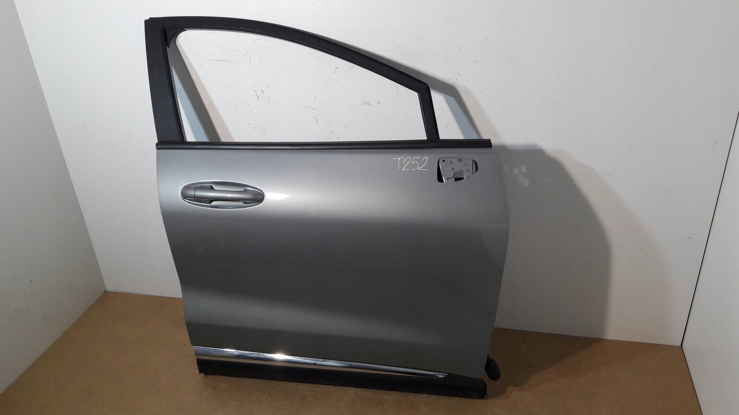Ford Puma MK2 door front right 2022 rok T252